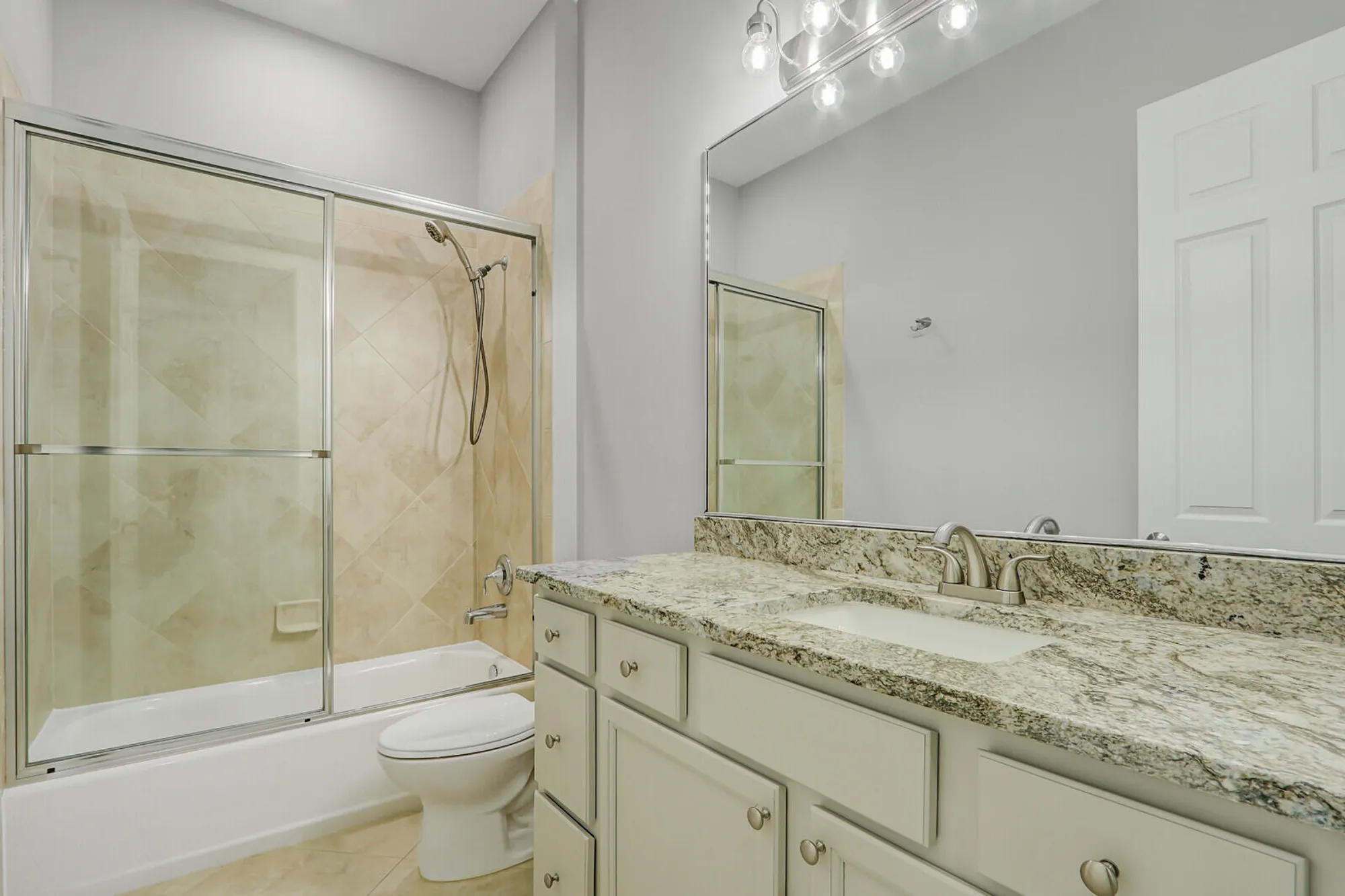 Property Slideshow image 35 of 76 | 10464 sw visconti way, Port Saint Lucie, FL, 34986