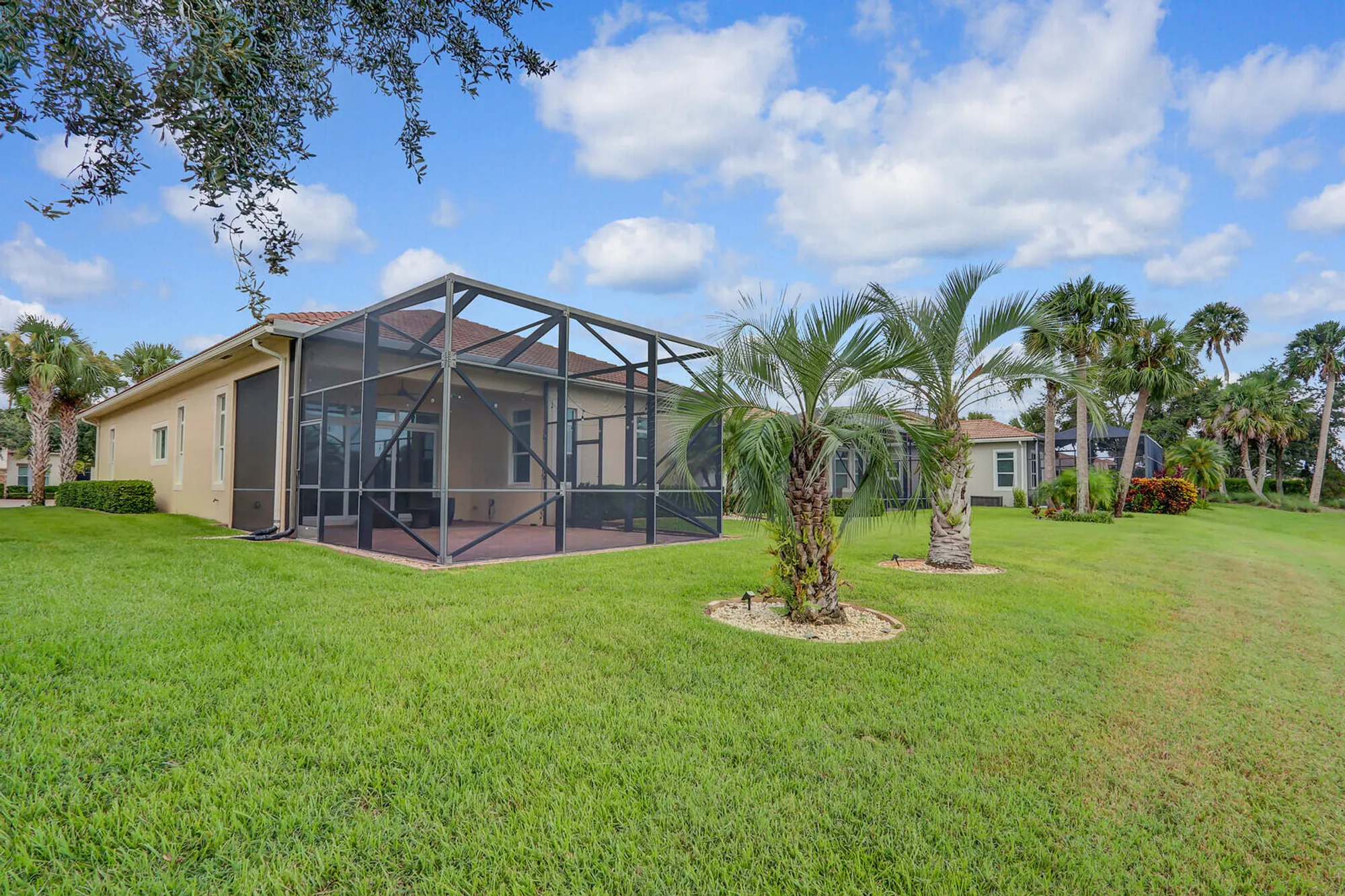 Property Slideshow image 44 of 76 | 10464 sw visconti way, Port Saint Lucie, FL, 34986