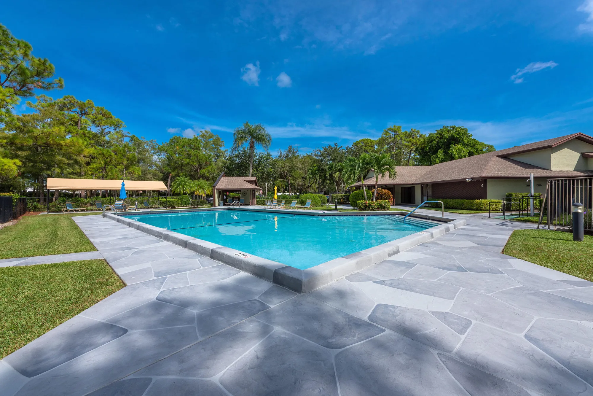 Property Slideshow image 29 of 29 | 403 northgate ct, Royal Palm Beach, FL, 33411