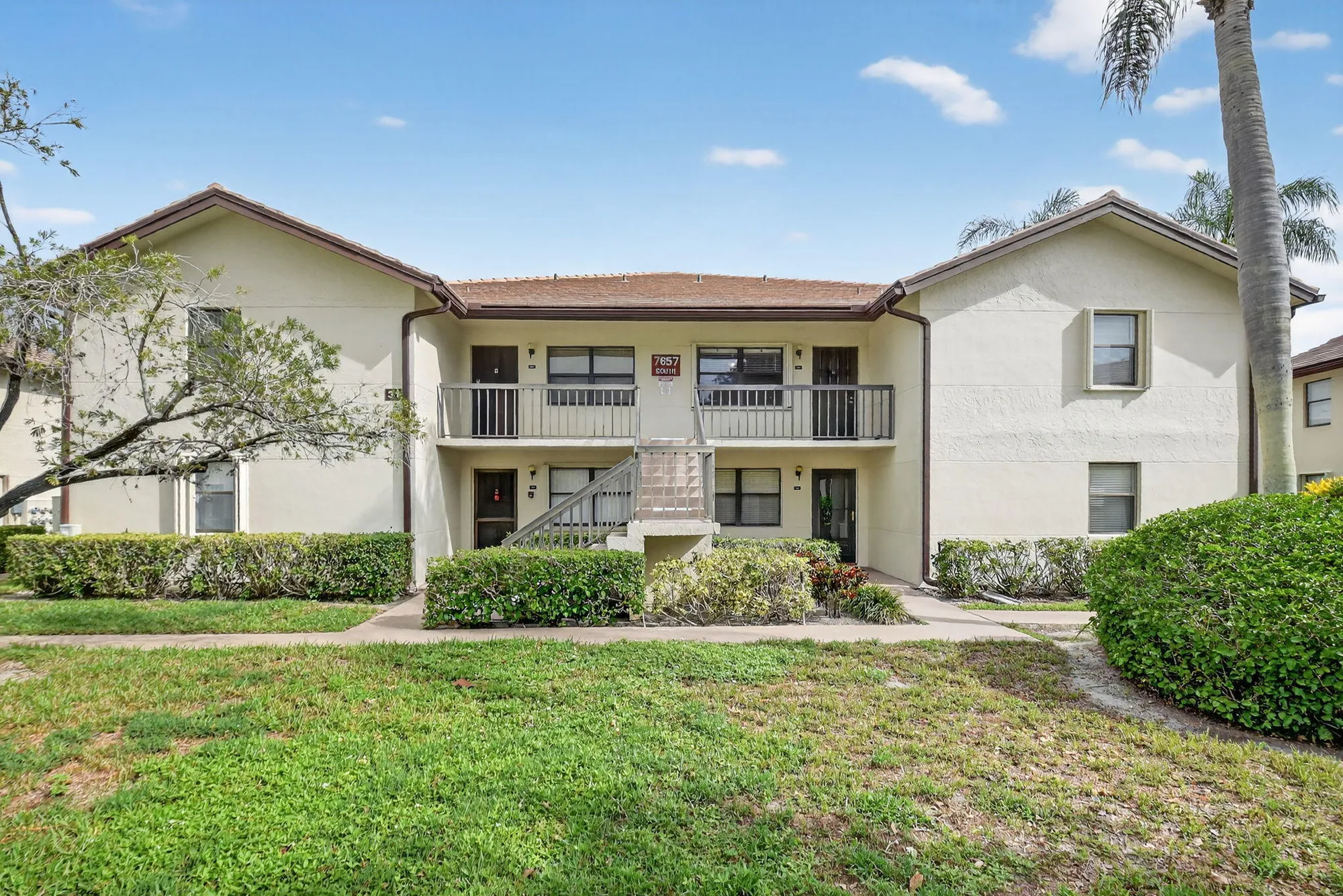 Property Slideshow image 1 of 29 | 7657 tahiti ln apt 202, Lake Worth, FL, 33467