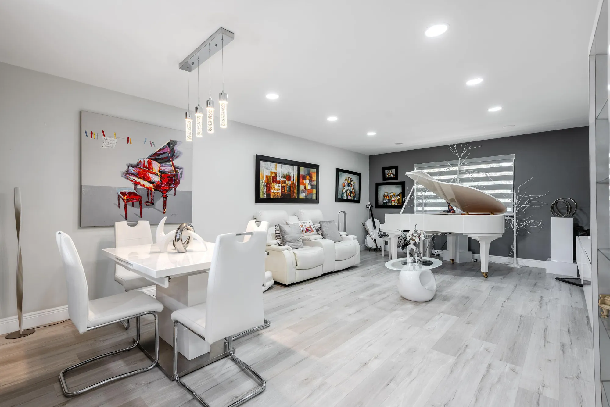 Property Slideshow image 8 of 29 | 403 northgate ct, Royal Palm Beach, FL, 33411