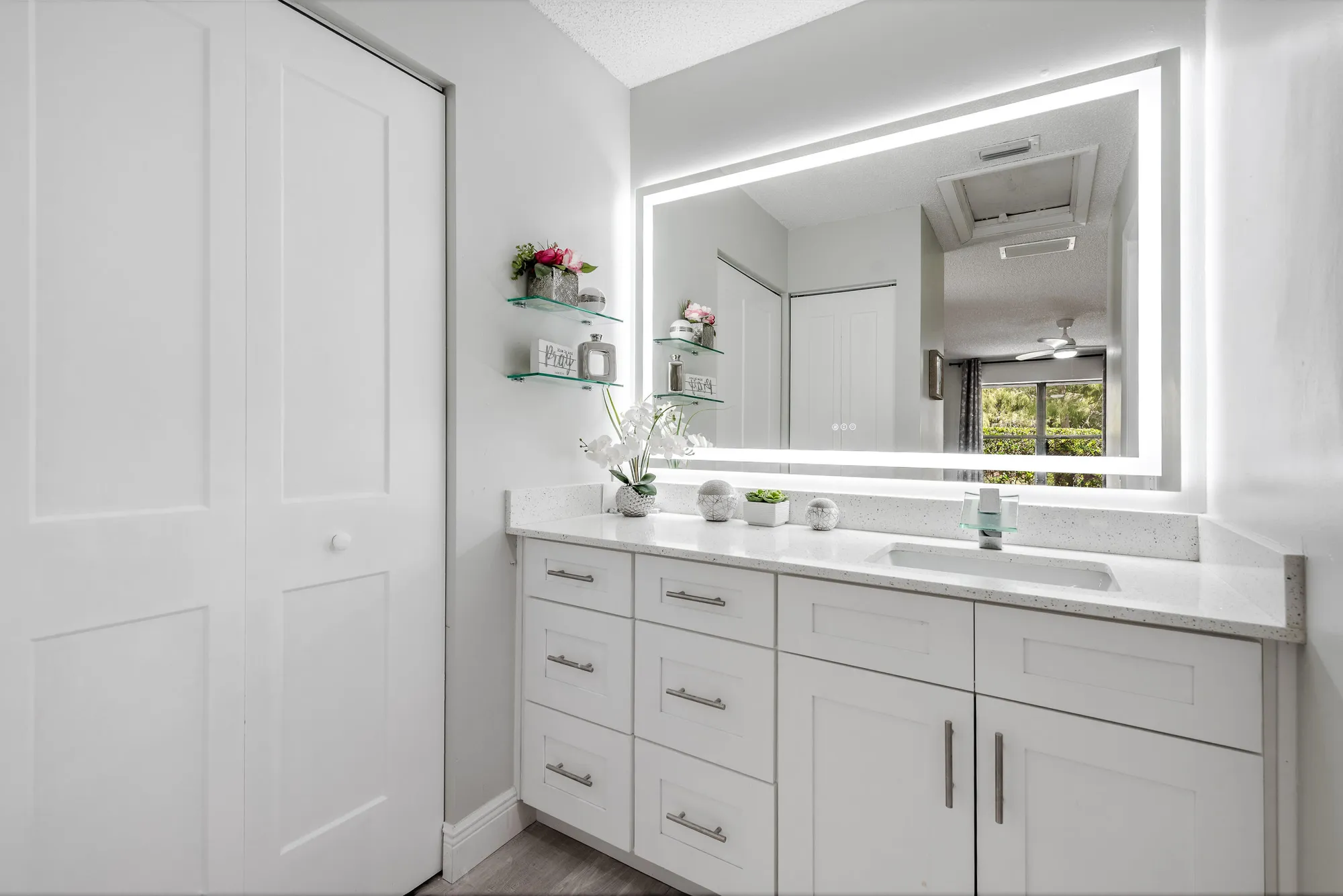 Property Slideshow image 17 of 29 | 403 northgate ct, Royal Palm Beach, FL, 33411