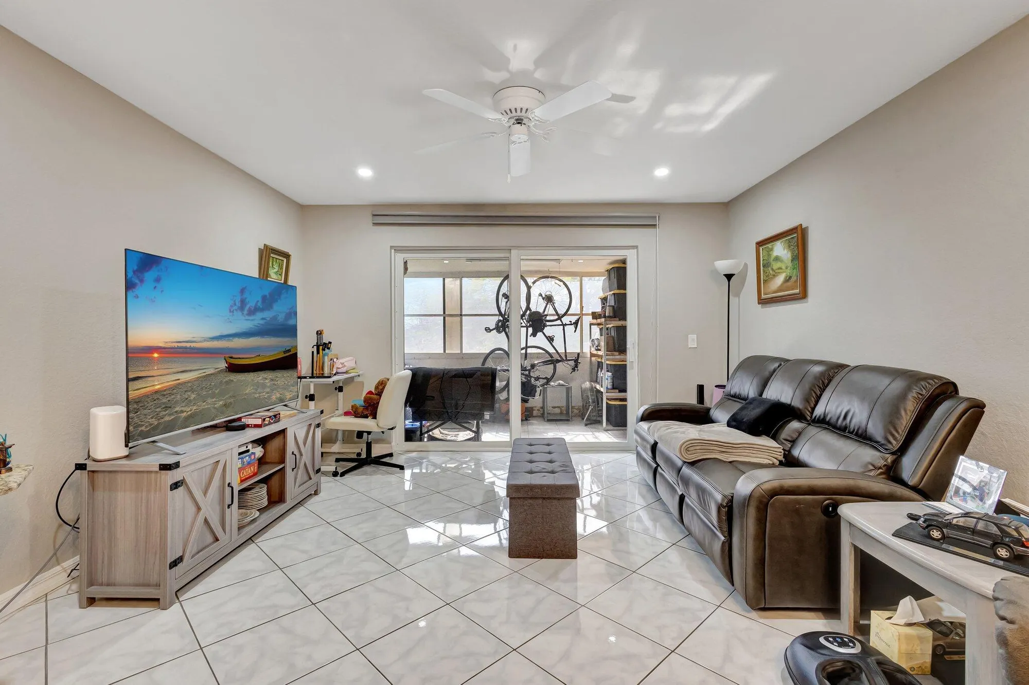 Property Slideshow image 19 of 36 | 12012 greenway cir 205, Royal Palm Beach, FL, 33411