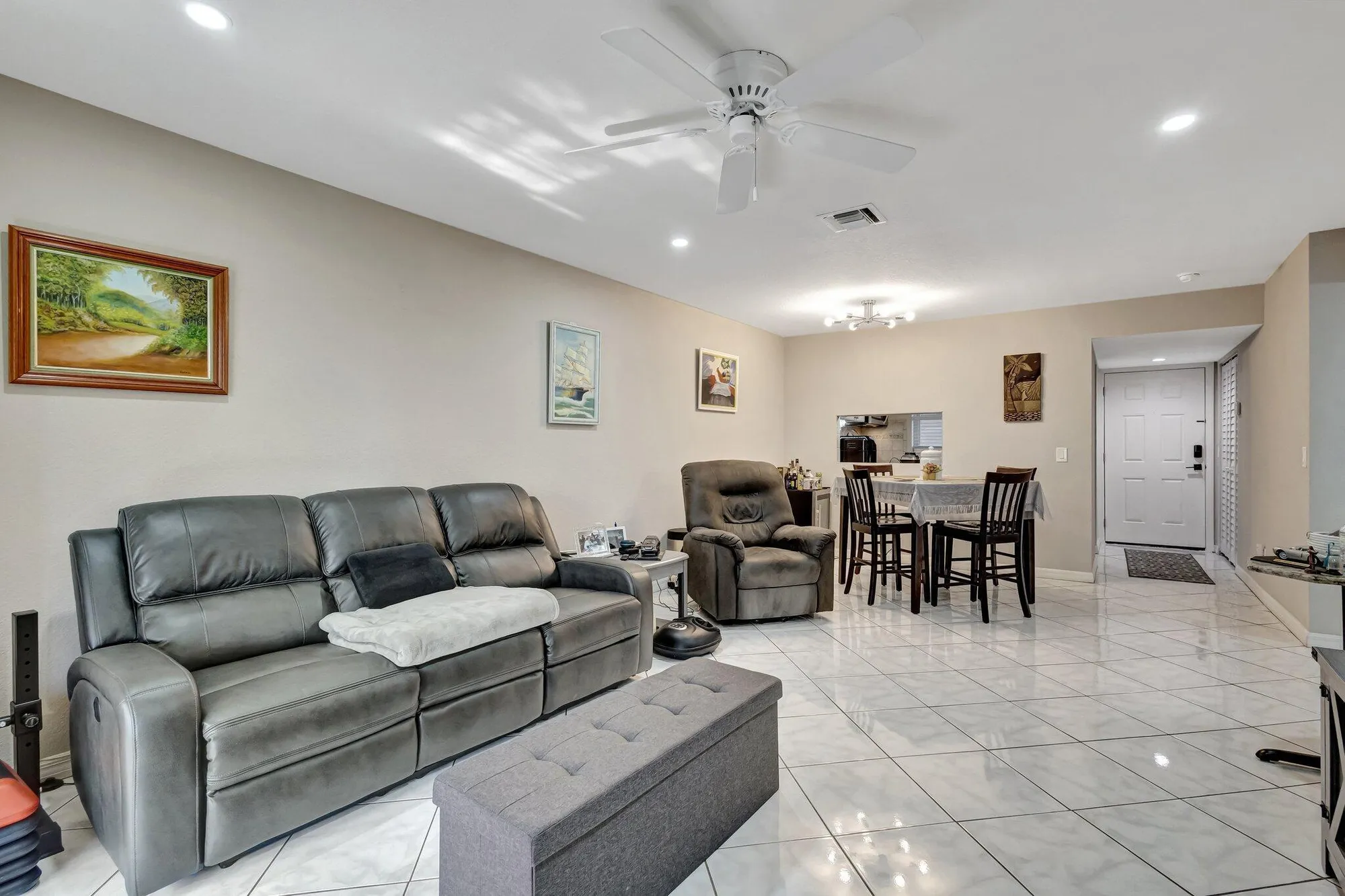 Property Slideshow image 22 of 36 | 12012 greenway cir 205, Royal Palm Beach, FL, 33411