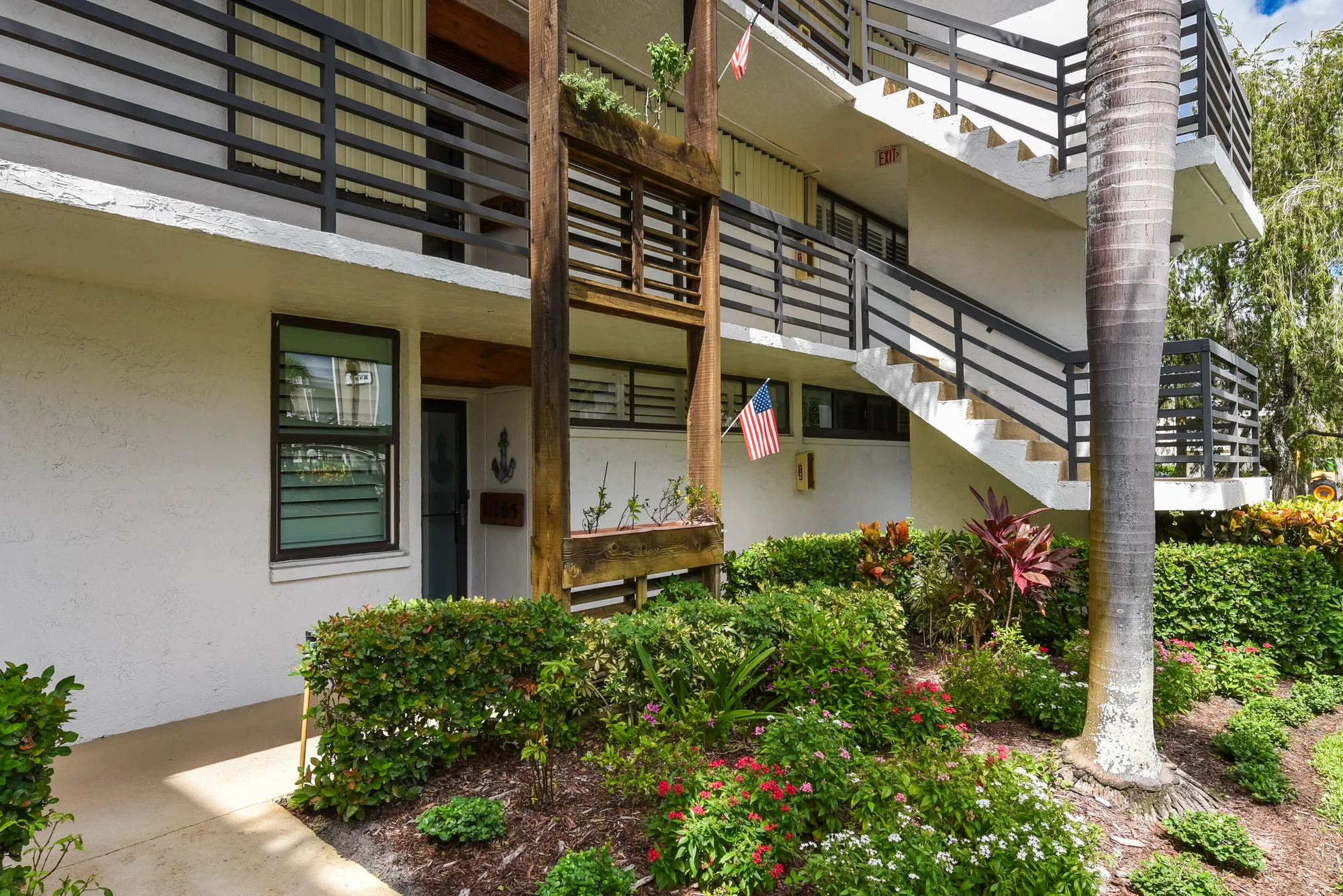 Property Slideshow image 28 of 34 | 1950 sw palm city rd apt 11105, Stuart, FL, 34994