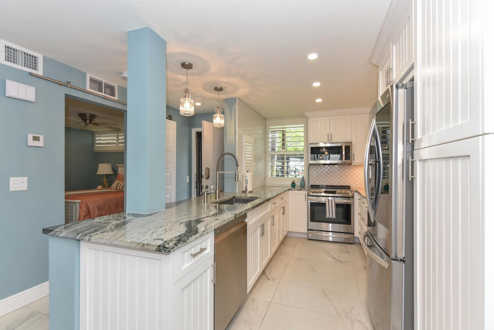 Property Slideshow image 4 of 34 | 1950 sw palm city rd apt 11105, Stuart, FL, 34994