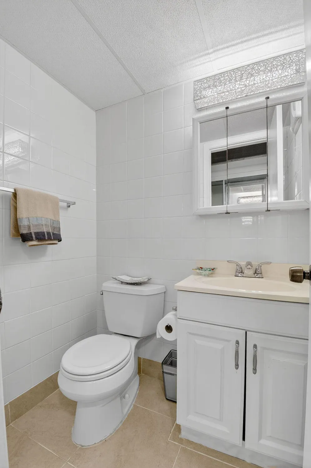 Property Slideshow image 10 of 67 | 1037 berkshire b, Deerfield Beach, FL, 33442