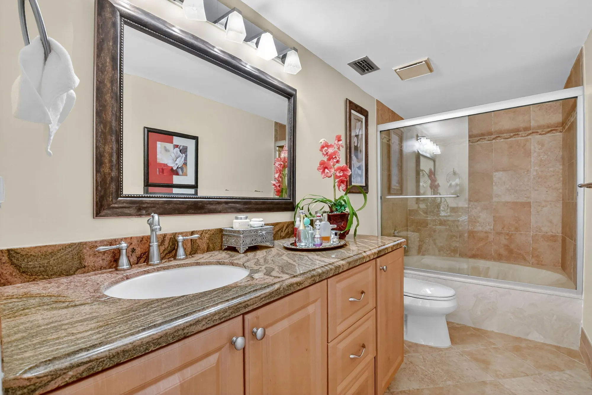 Property Slideshow image 9 of 32 | 14460 strathmore ln apt 605, Delray Beach, FL, 33446