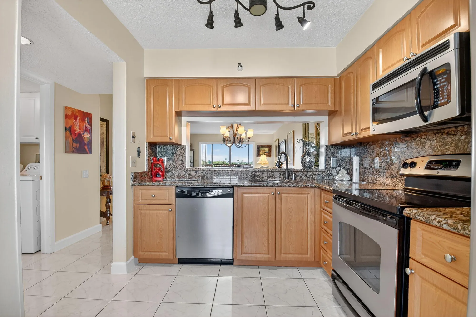Property Slideshow image 17 of 32 | 14460 strathmore ln apt 605, Delray Beach, FL, 33446