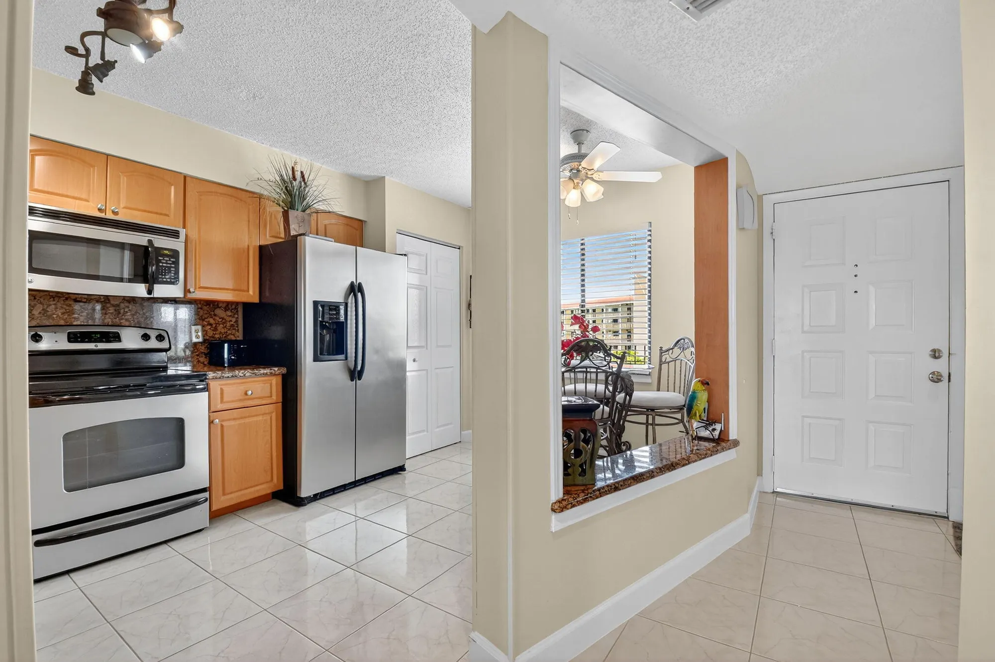 Property Slideshow image 18 of 32 | 14460 strathmore ln apt 605, Delray Beach, FL, 33446