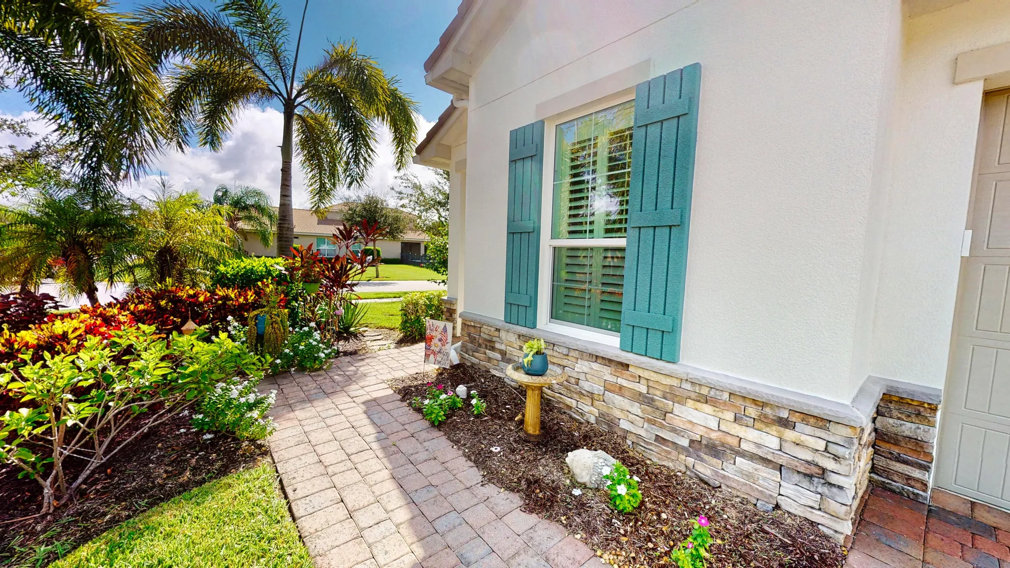 Property Slideshow image 4 of 62 | 9617 sw royal poinciana dr, Port Saint Lucie, FL, 34987