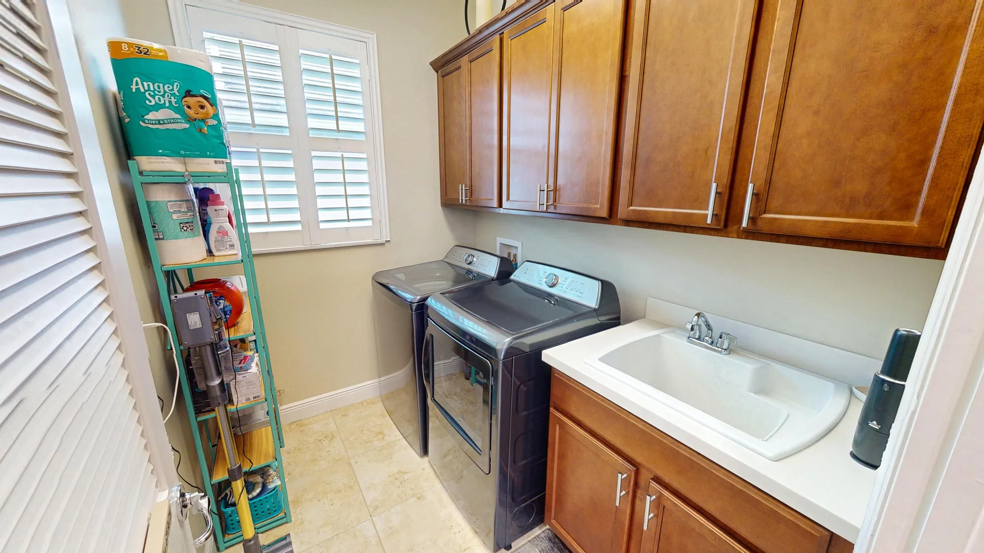 Property Slideshow image 19 of 62 | 9617 sw royal poinciana dr, Port Saint Lucie, FL, 34987