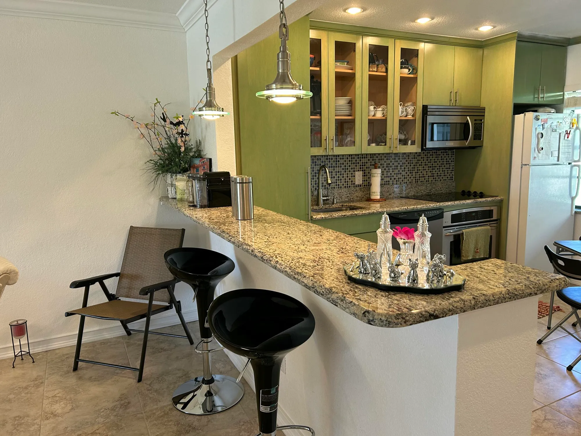 Property Slideshow image 5 of 13 | 21535 cypress hammock 36f dr 36f, Boca Raton, FL, 33428