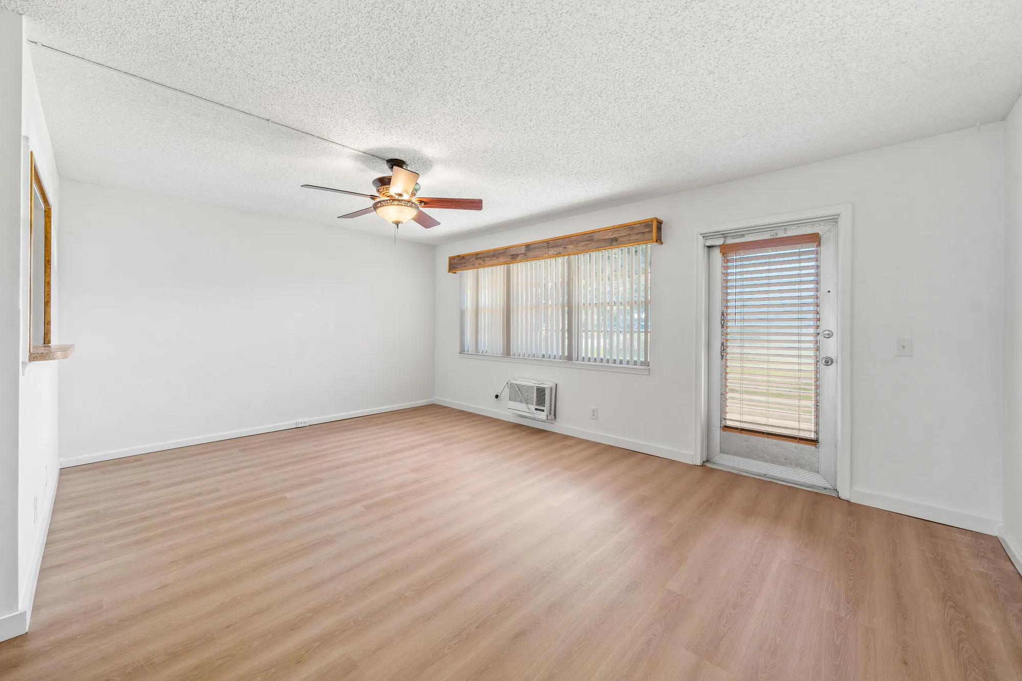 Property Slideshow image 17 of 31 | 419 chatham u, West Palm Beach, FL, 33417