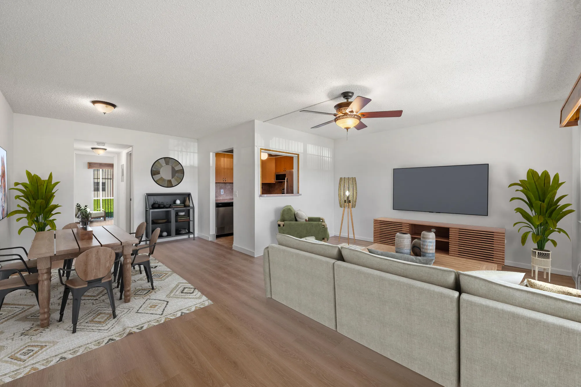 Property Slideshow image 19 of 31 | 419 chatham u, West Palm Beach, FL, 33417