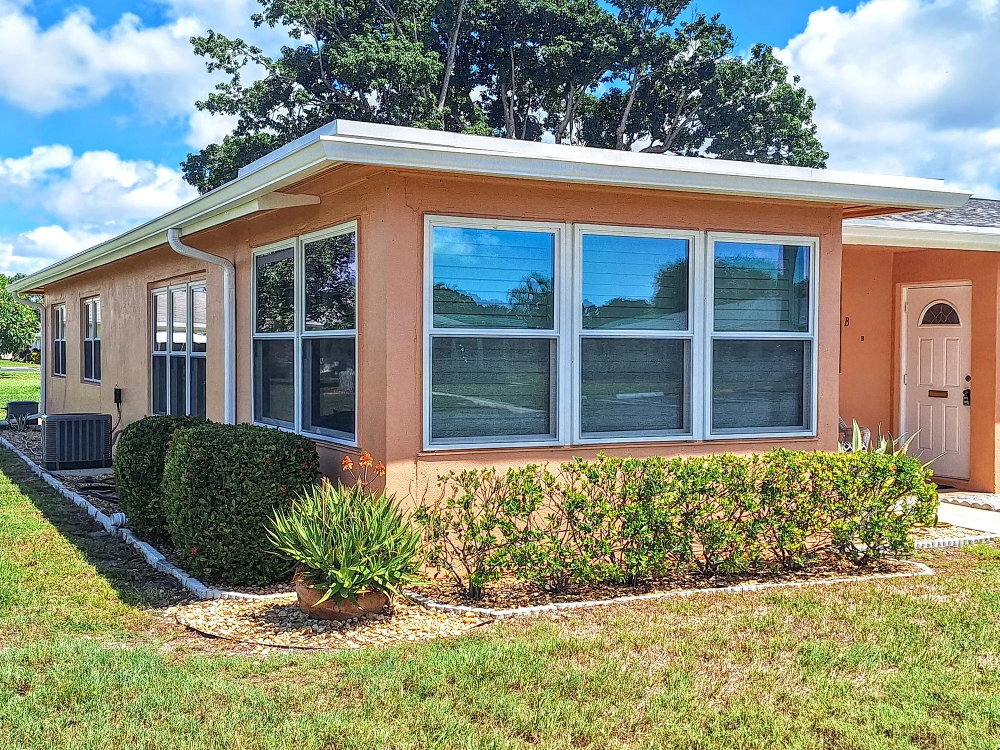 Property Slideshow image 2 of 32 | 155 n high point blvd a, Boynton Beach, FL, 33435