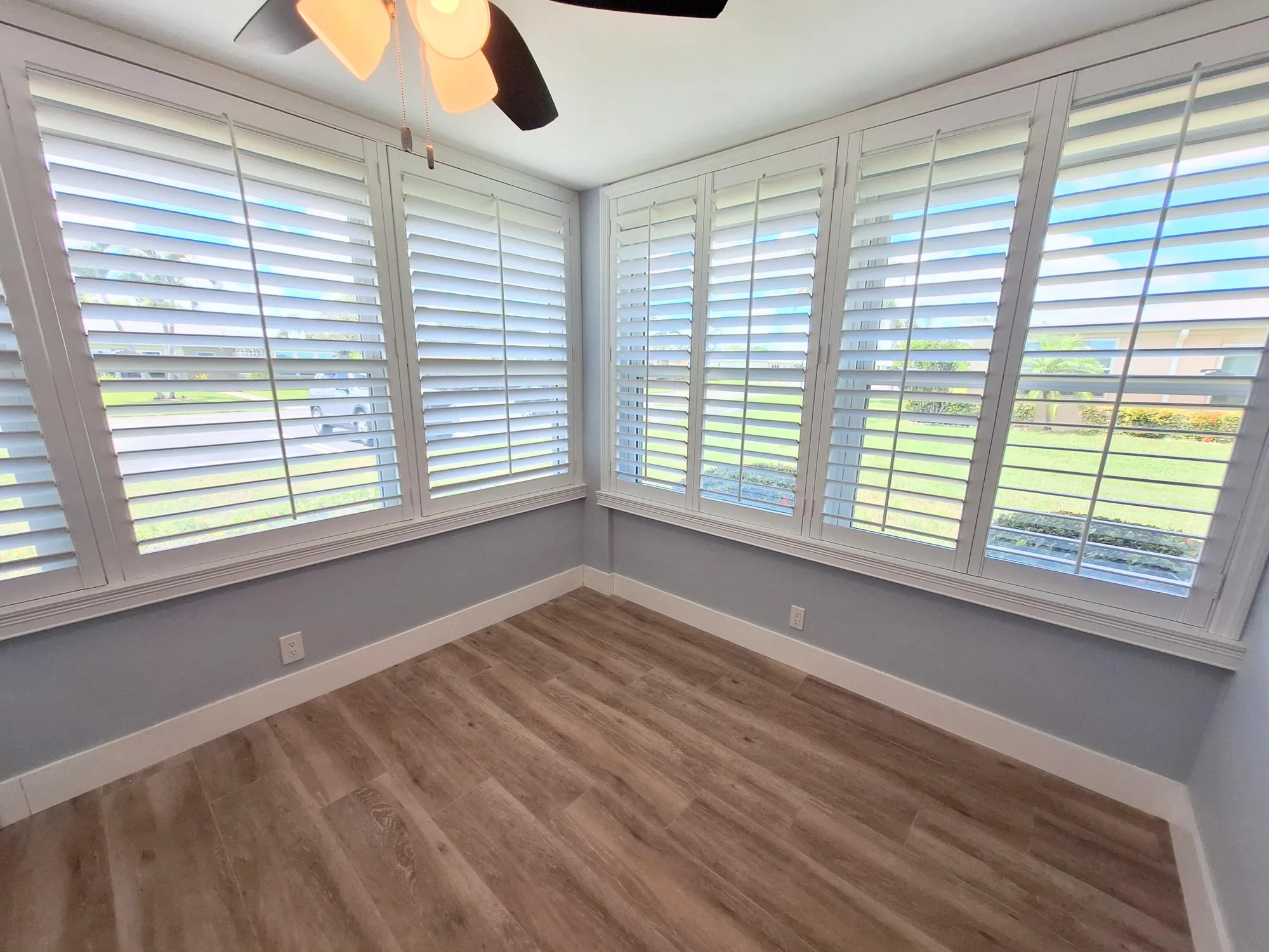 Property Slideshow image 6 of 32 | 155 n high point blvd a, Boynton Beach, FL, 33435