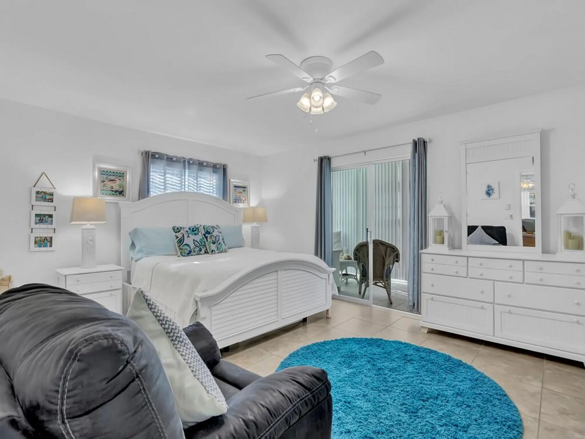 Property Slideshow image 11 of 41 | 5400 highway a1a d8, Vero Beach, FL, 32963