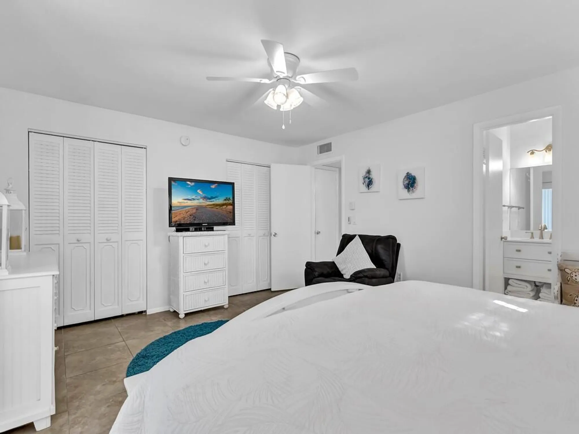 Property Slideshow image 14 of 41 | 5400 highway a1a d8, Vero Beach, FL, 32963