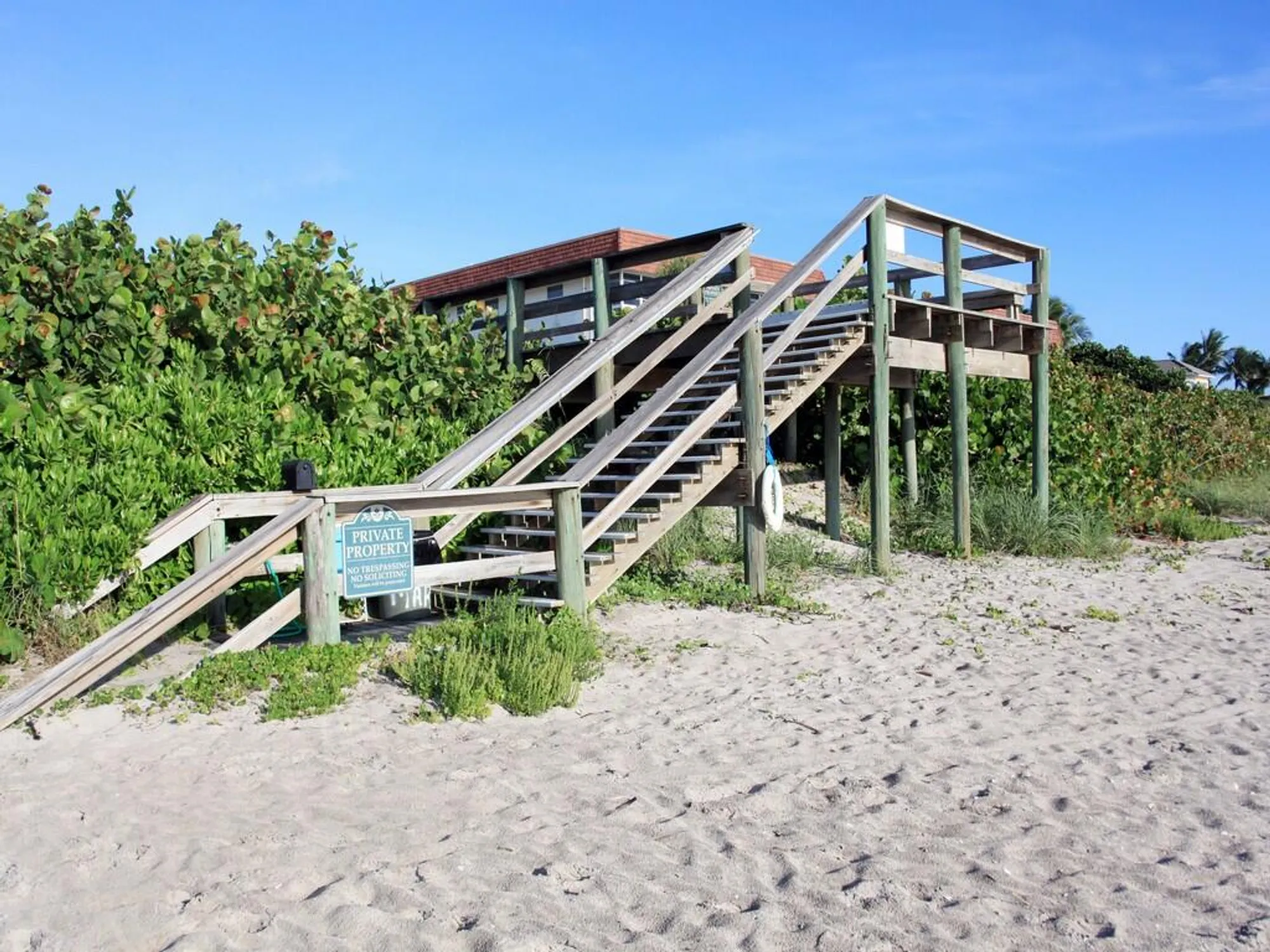 Property Slideshow image 34 of 41 | 5400 highway a1a d8, Vero Beach, FL, 32963