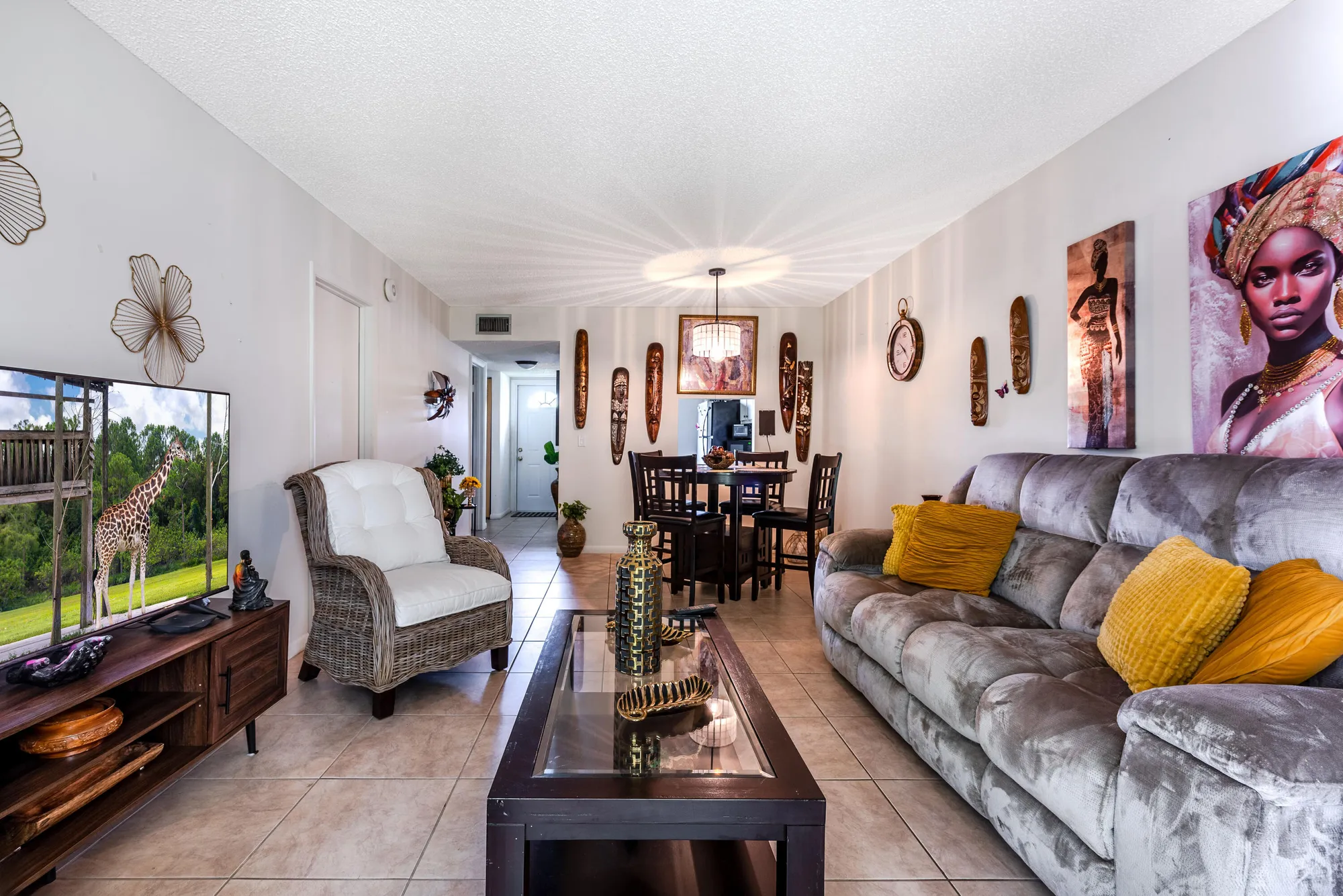 Property Slideshow image 12 of 30 | 150 lake meryl dr apt 143, West Palm Beach, FL, 33411