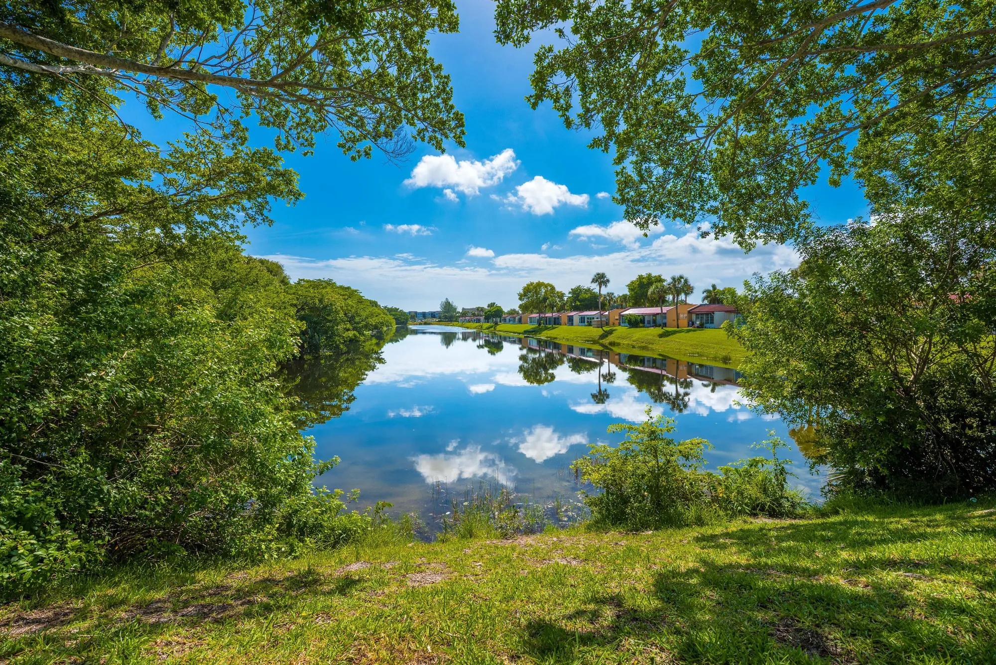 Property Slideshow image 25 of 30 | 150 lake meryl dr apt 143, West Palm Beach, FL, 33411