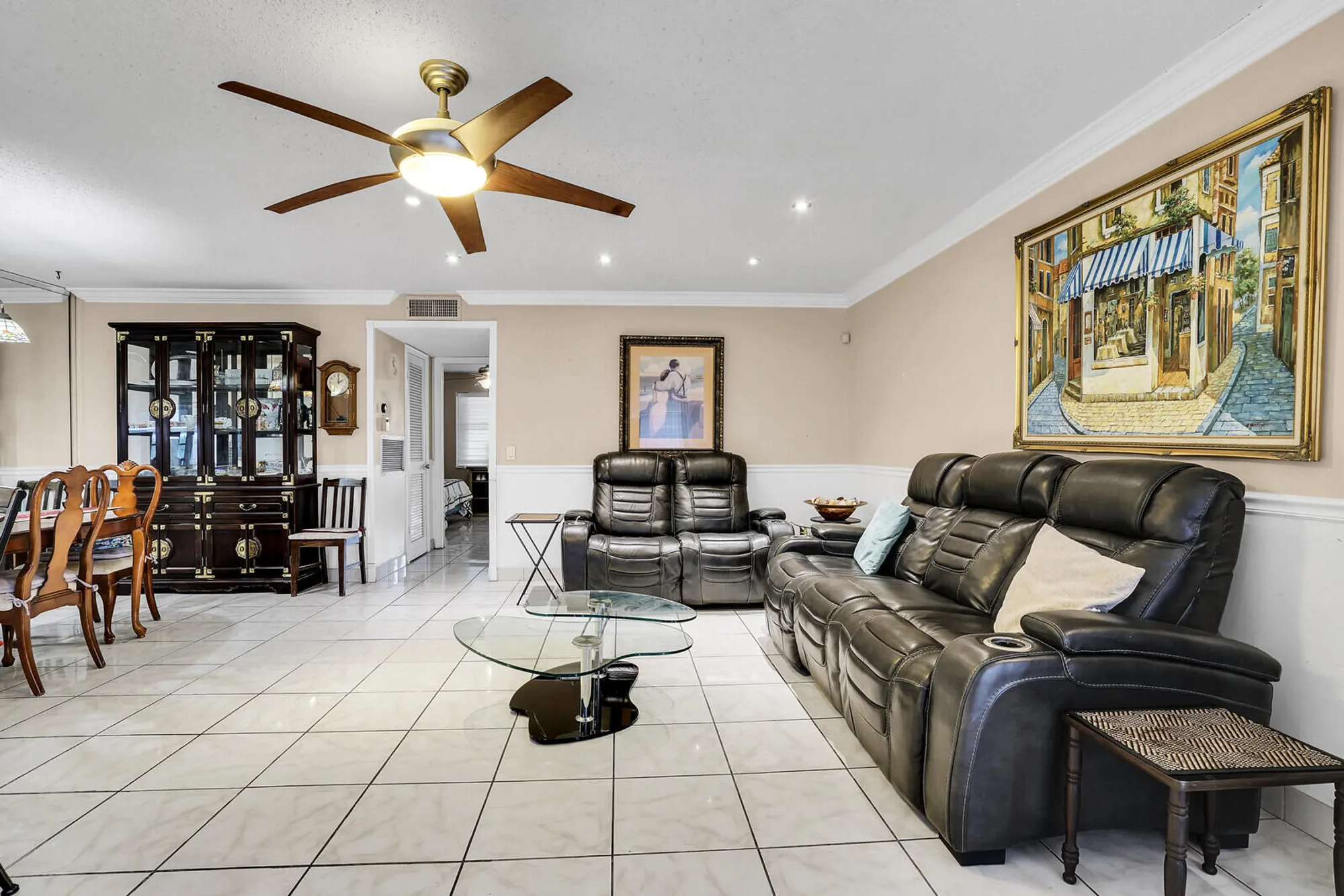 Property Slideshow image 7 of 26 | 902 south dr c, Delray Beach, FL, 33445