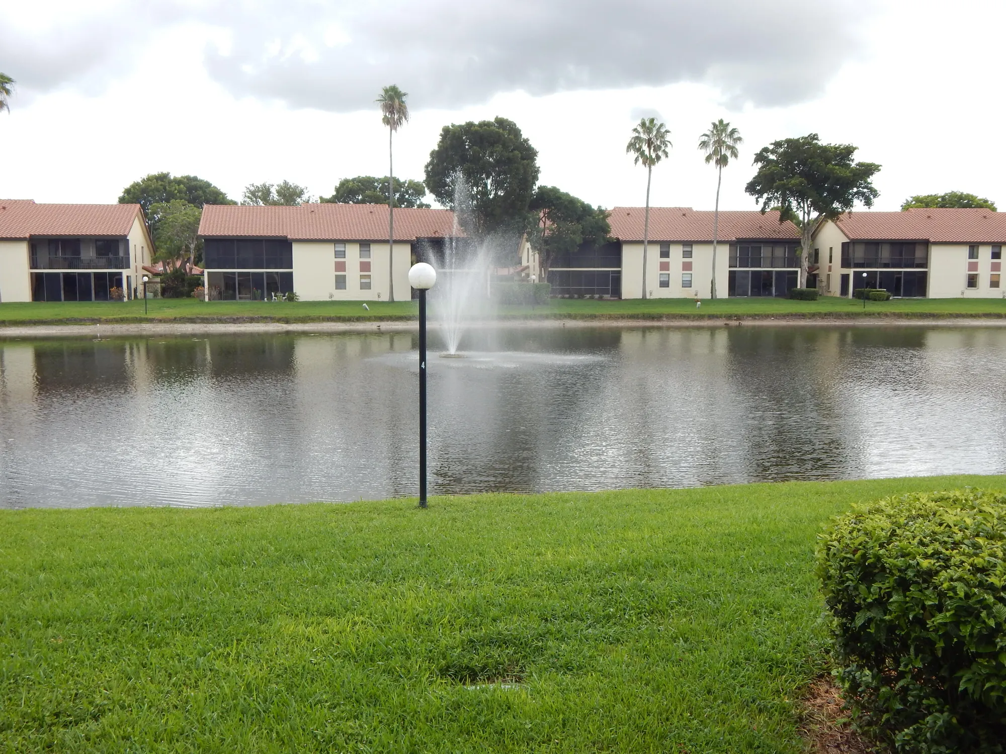 Property Slideshow image 24 of 25 | 10279 n circle lake dr 202, Boynton Beach, FL, 33437