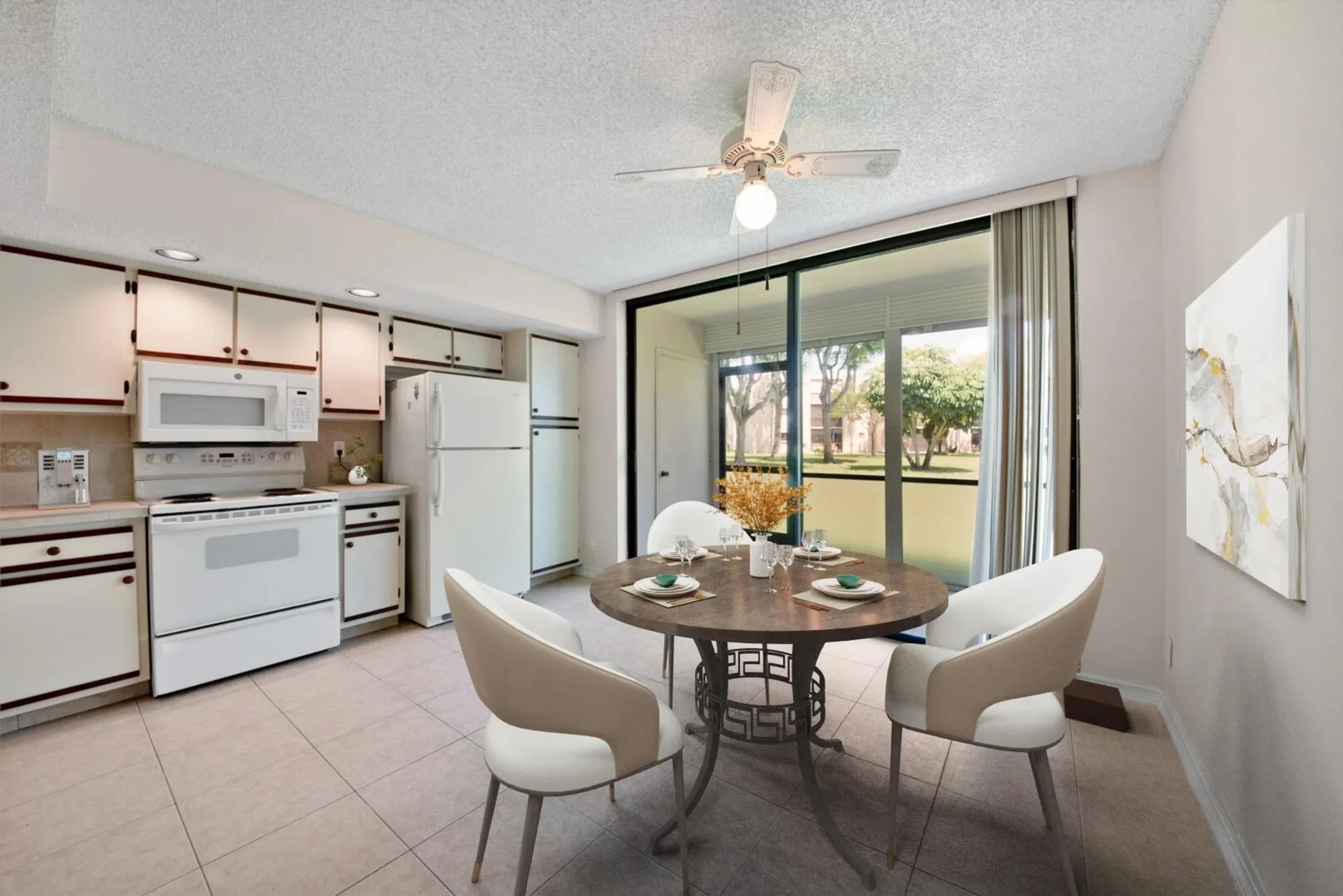 Property Slideshow image 5 of 20 | 5310 las verdes cir 118, Delray Beach, FL, 33484