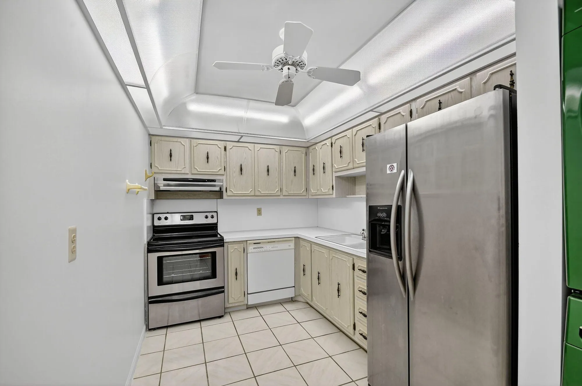 Property Slideshow image 10 of 37 | 10138 45th ter, Boynton Beach, FL, 33436