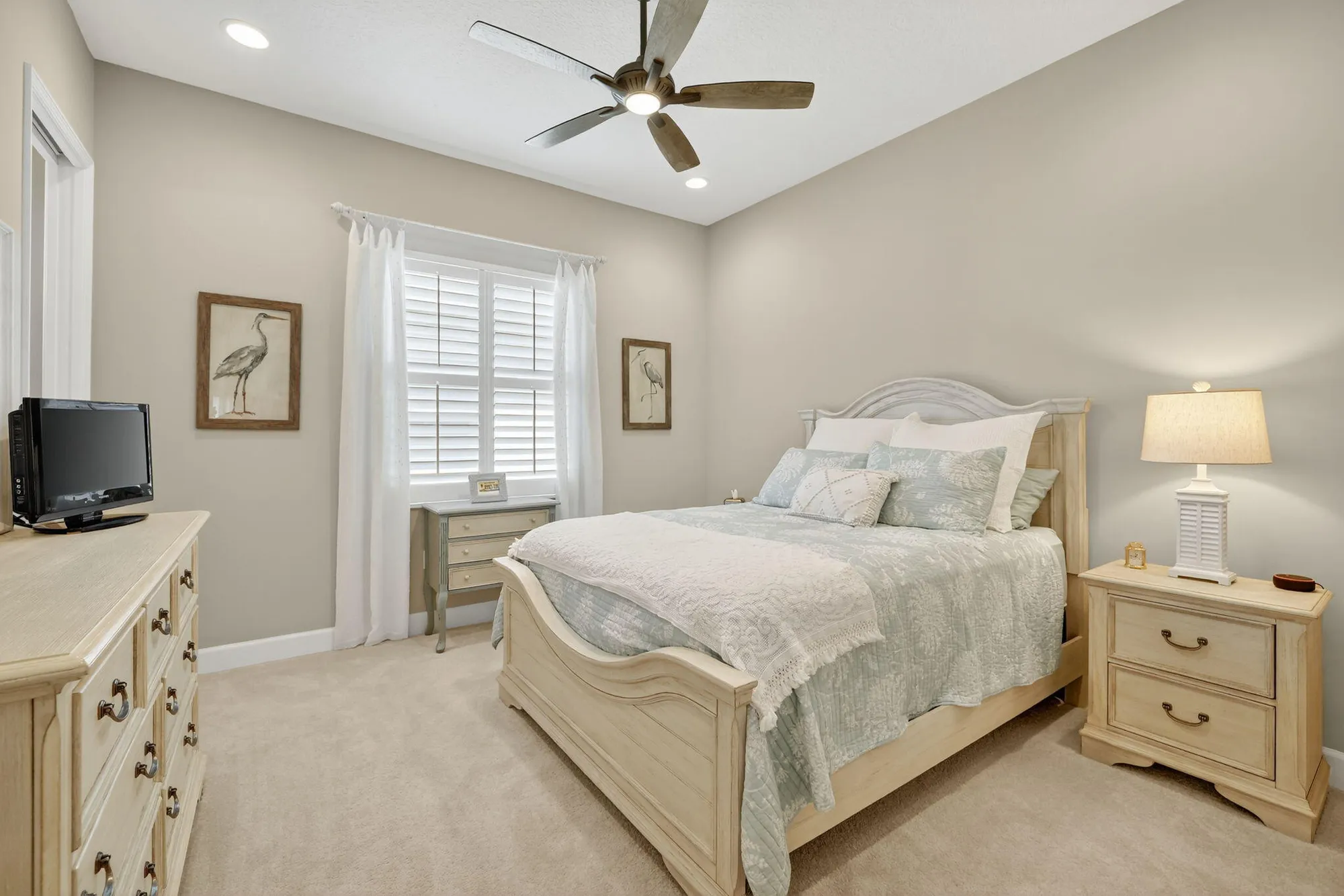 Property Slideshow image 30 of 111 | 11936 sw marigold lakes dr, Port Saint Lucie, FL, 34987