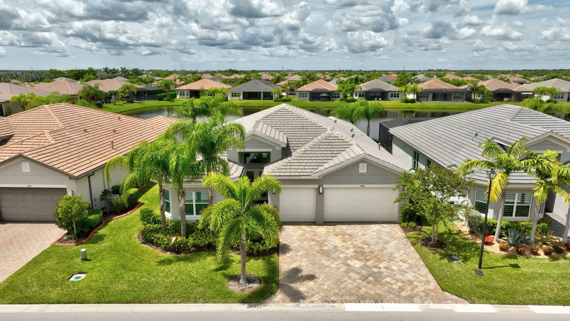 Property Slideshow image 53 of 111 | 11936 sw marigold lakes dr, Port Saint Lucie, FL, 34987