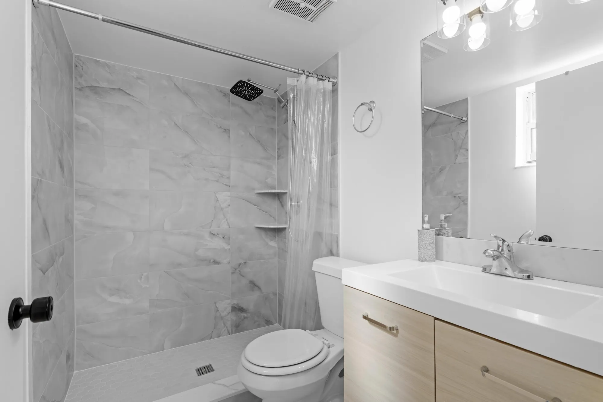 Property Slideshow image 10 of 32 | 4695 lucerne lakes blvd 103, Lake Worth, FL, 33467