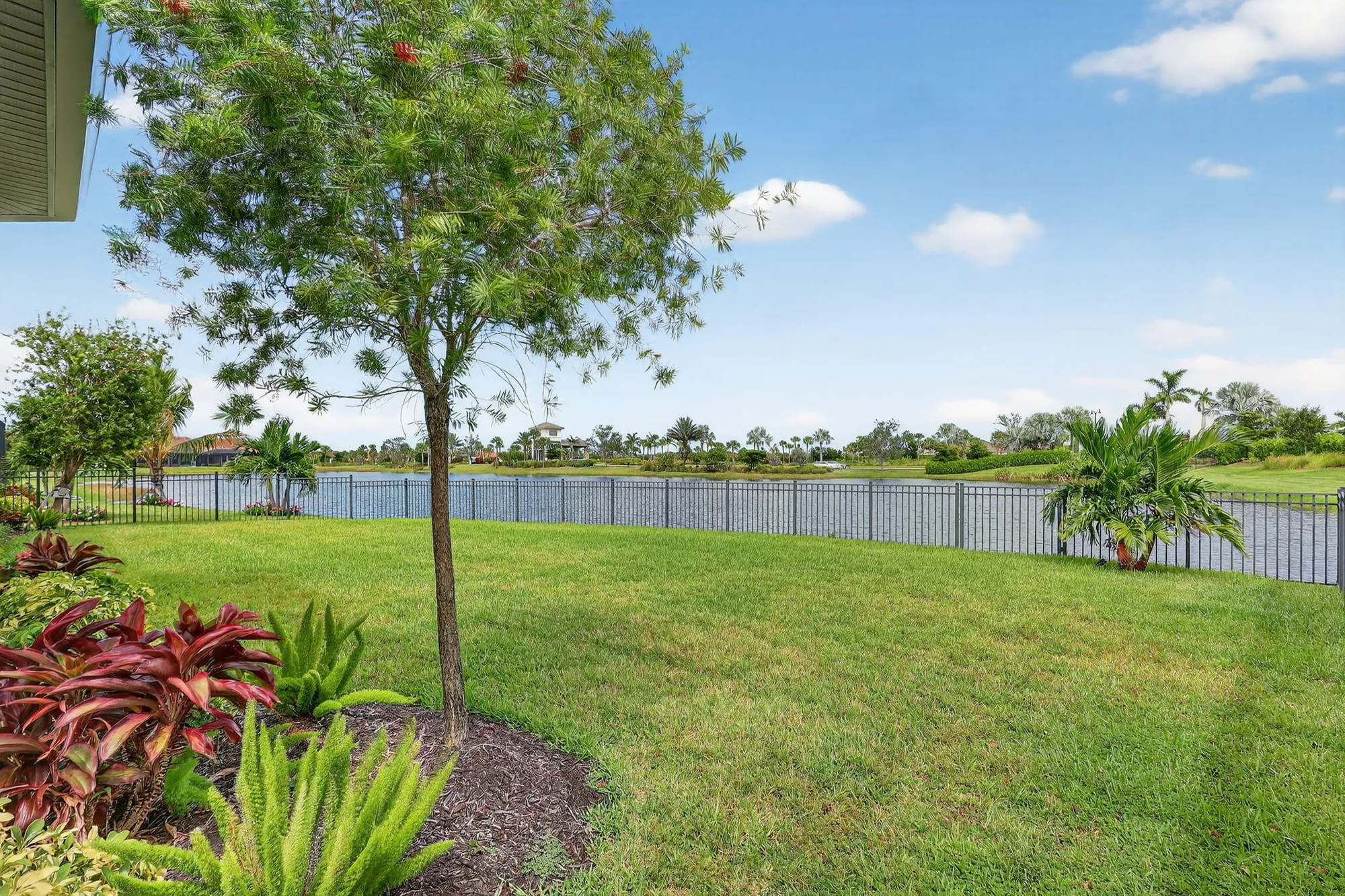 Property Slideshow image 8 of 69 | 12904 sw barelli ct, Port Saint Lucie, FL, 34987