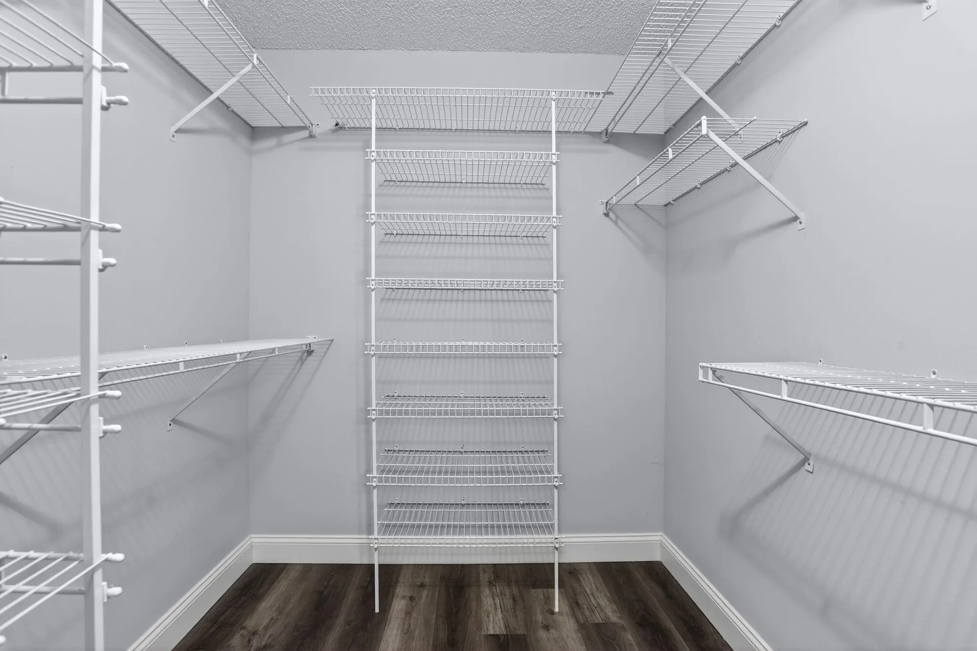 Property Slideshow image 12 of 20 | 3001 portofino isle g3, Coconut Creek, FL, 33066