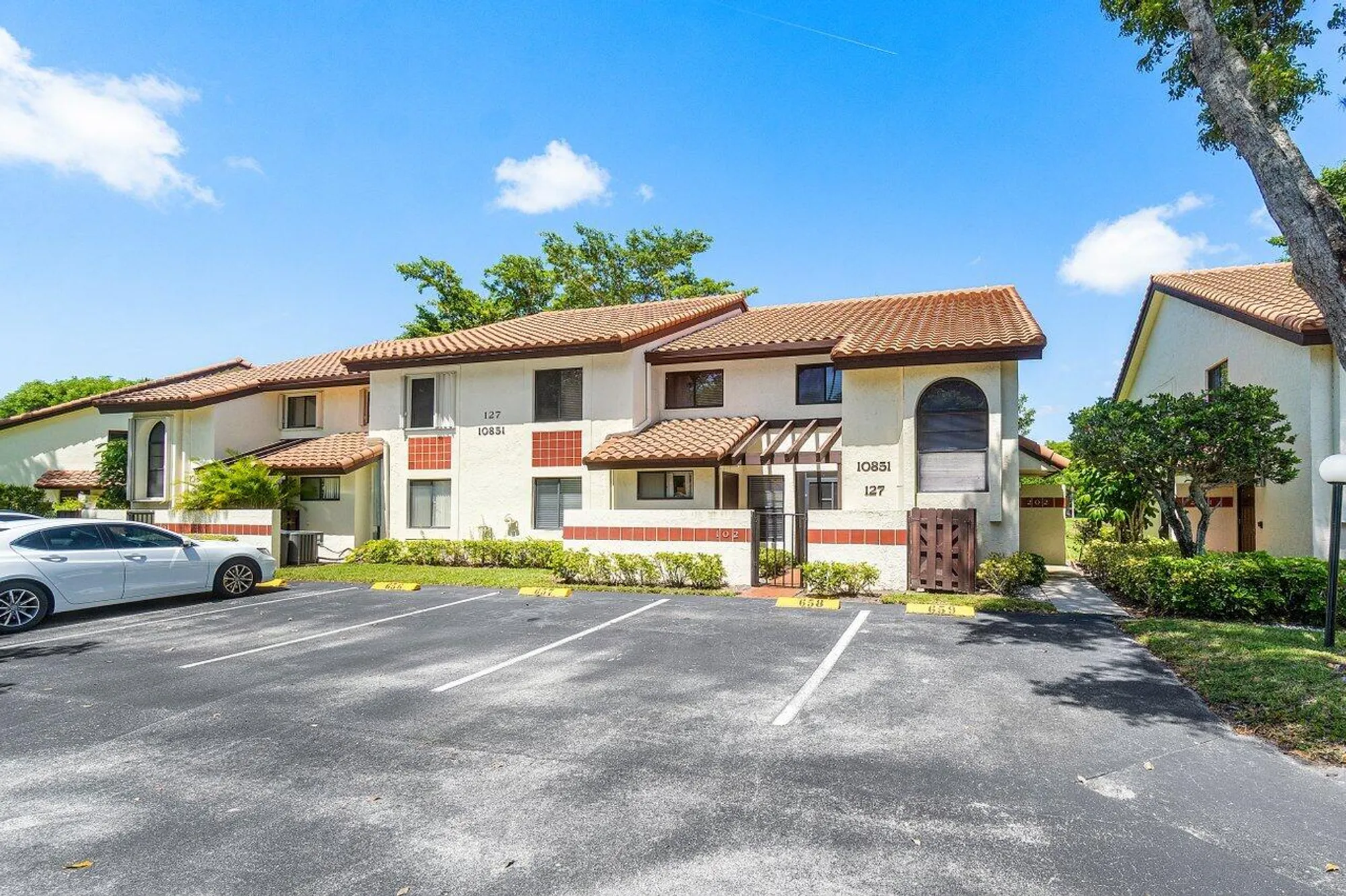Property Slideshow image 31 of 51 | 10851 palm lake ave apt 102, Boynton Beach, FL, 33437