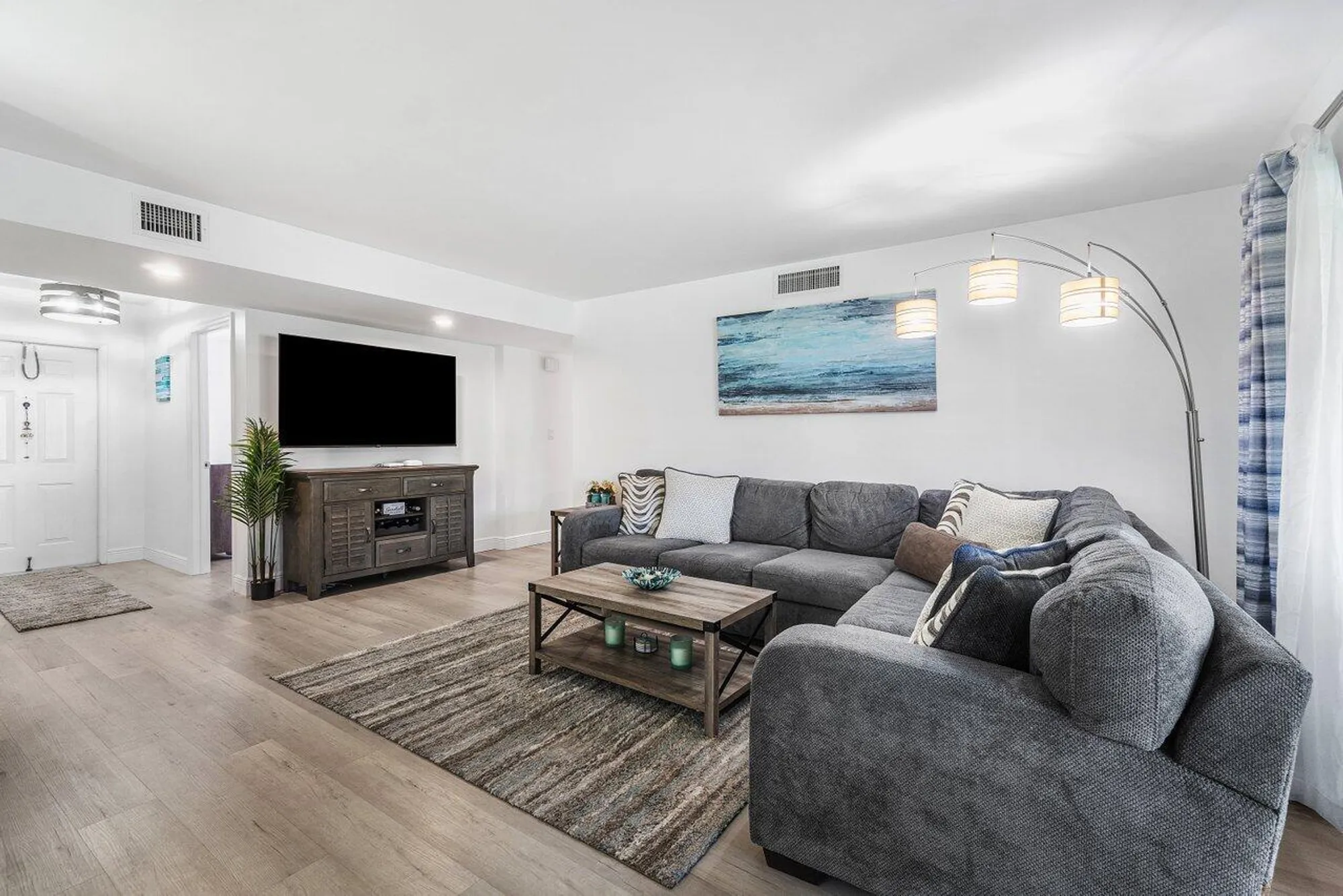Property Slideshow image 4 of 51 | 10851 palm lake ave apt 102, Boynton Beach, FL, 33437