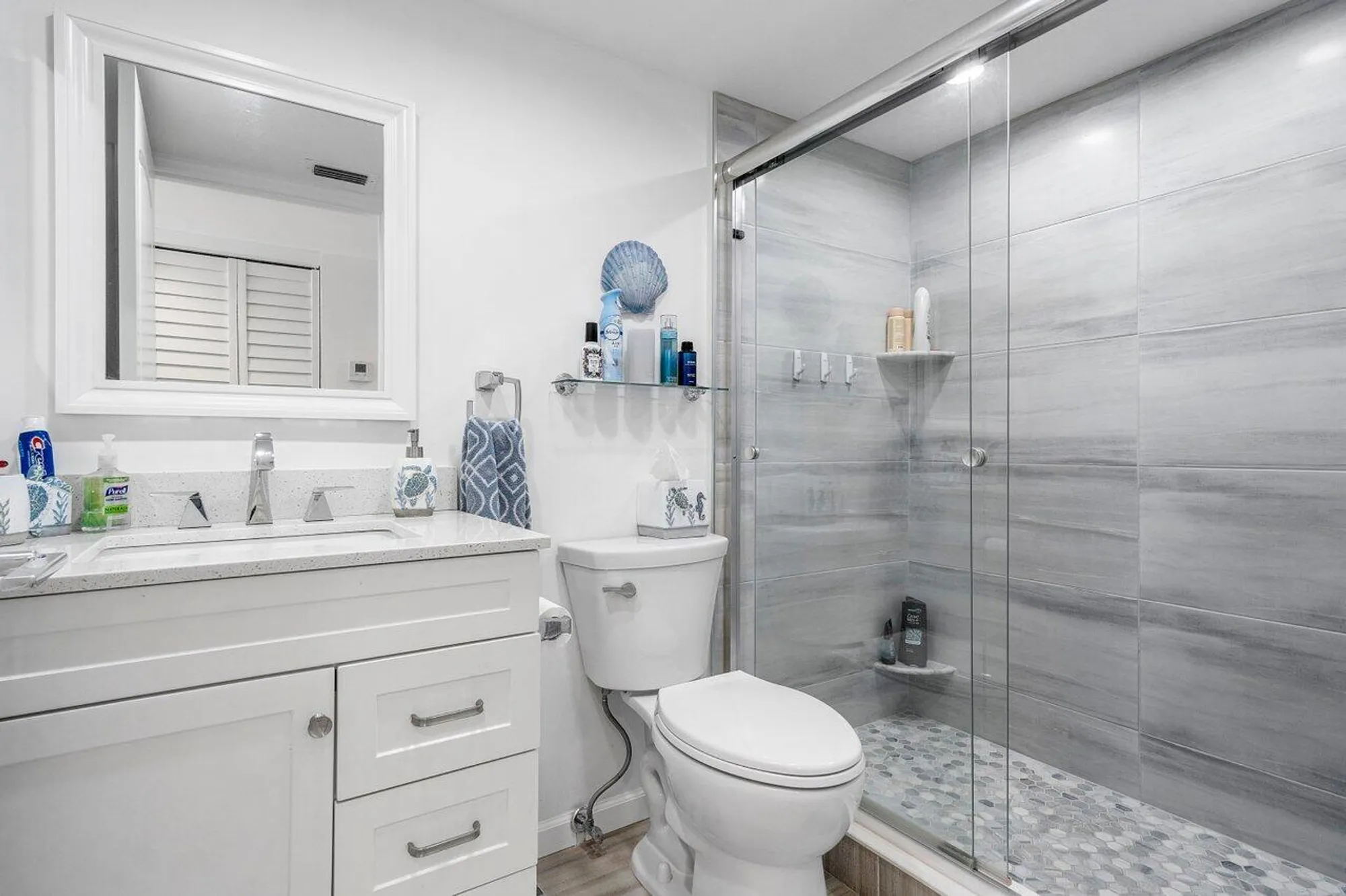 Property Slideshow image 17 of 51 | 10851 palm lake ave apt 102, Boynton Beach, FL, 33437