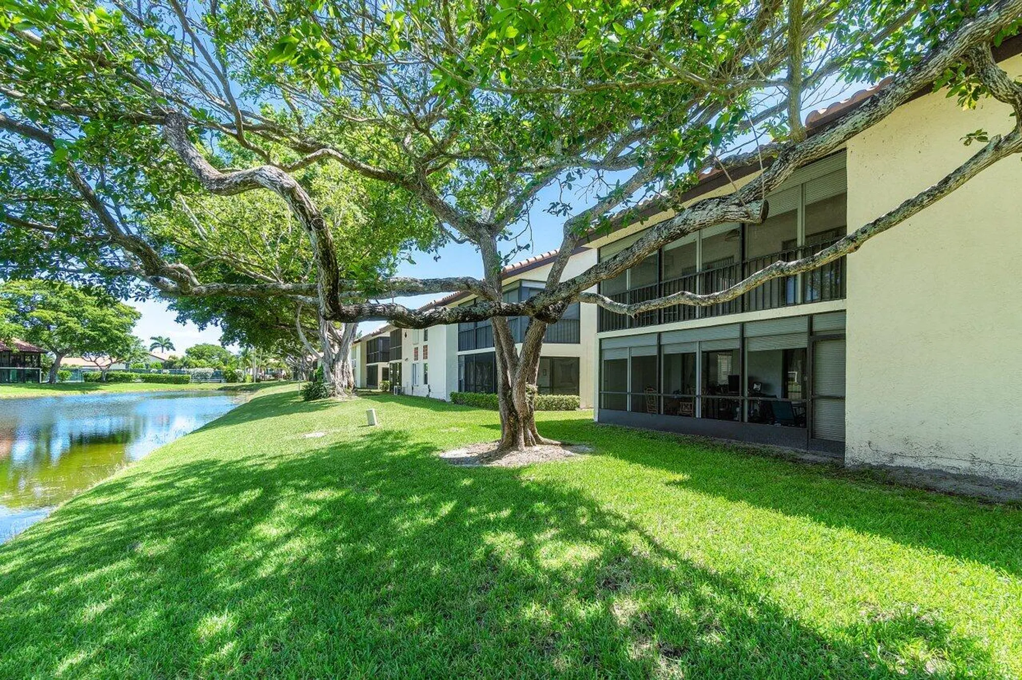 Property Slideshow image 34 of 51 | 10851 palm lake ave apt 102, Boynton Beach, FL, 33437