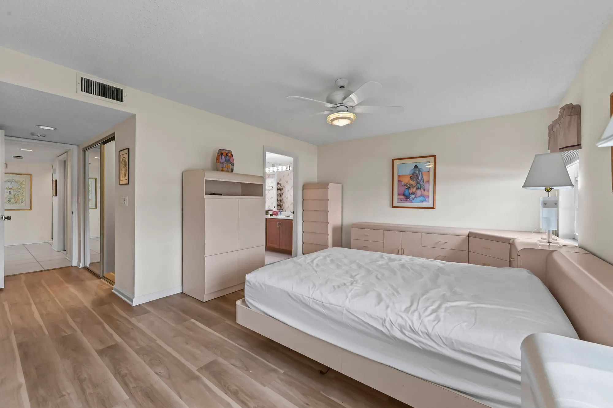 Property Slideshow image 21 of 31 | 9975 seacrest cir 102, Boynton Beach, FL, 33437
