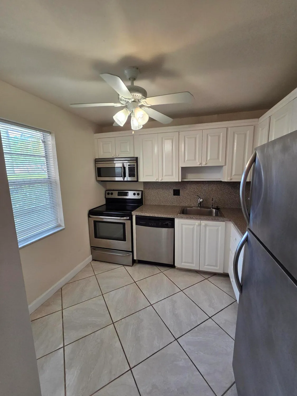 Property Slideshow image 3 of 12 | 14790 bonaire blvd apt 104, Delray Beach, FL, 33446