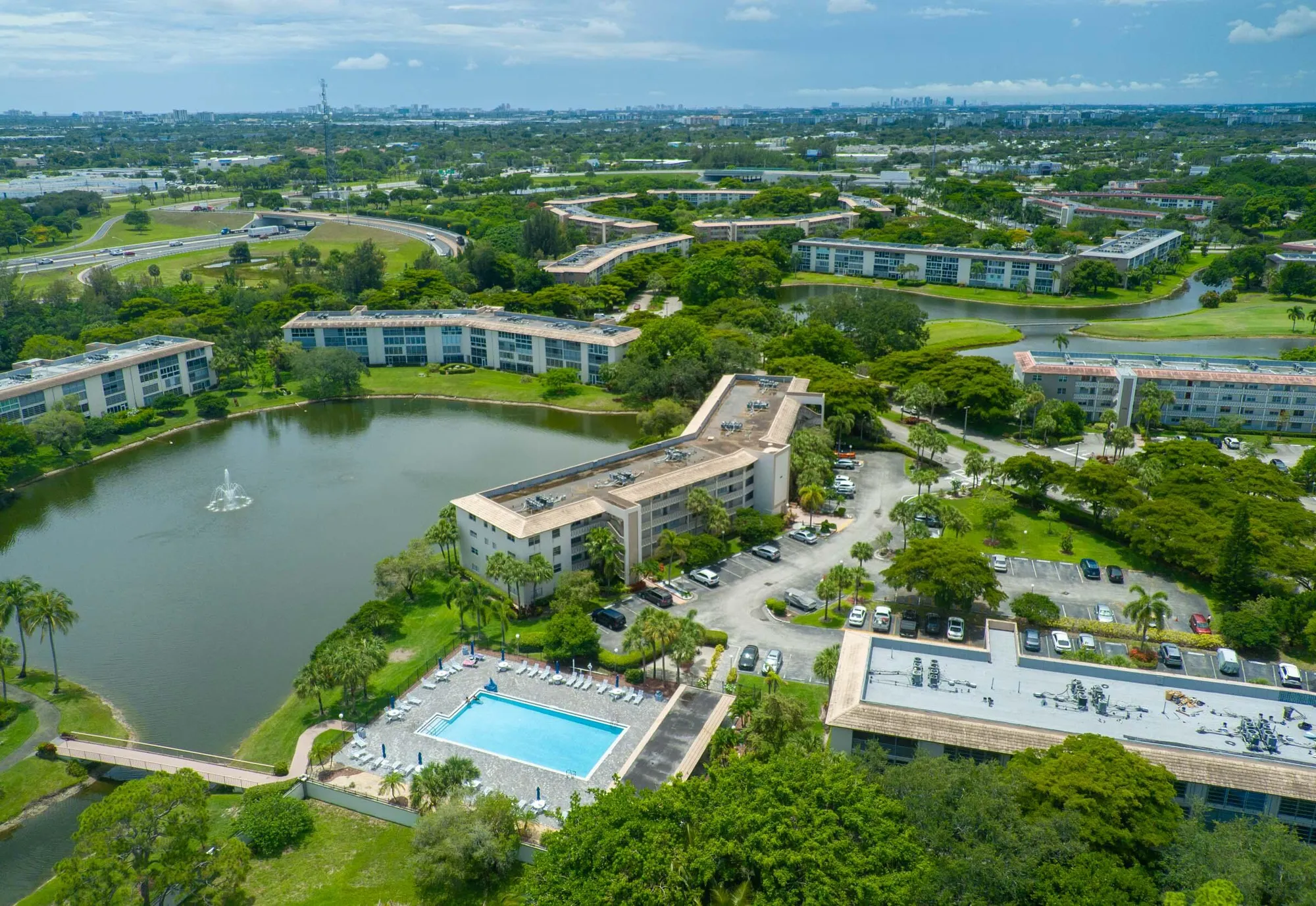 Property Slideshow image 36 of 44 | 1902 bermuda cir j4, Coconut Creek, FL, 33066