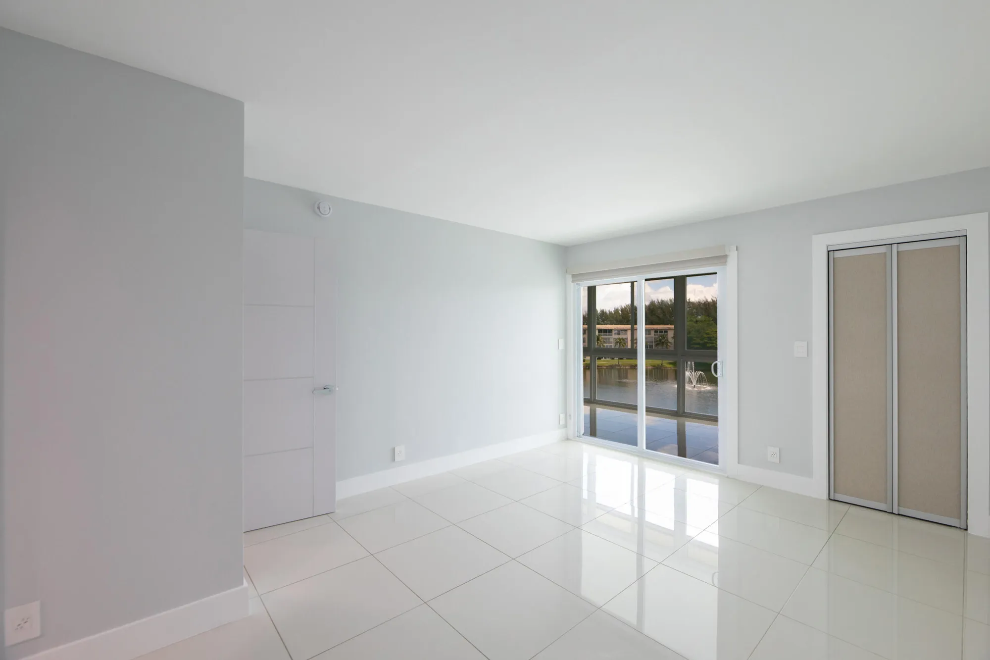 Property Slideshow image 23 of 44 | 1902 bermuda cir j4, Coconut Creek, FL, 33066