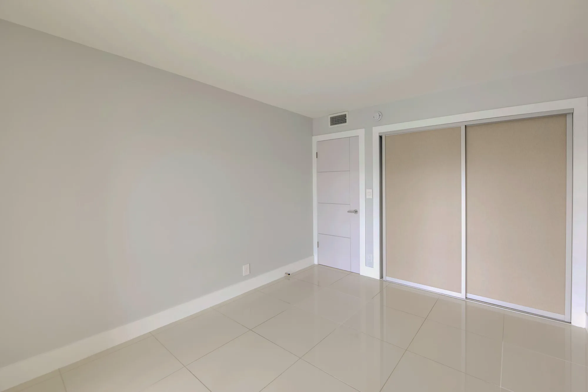 Property Slideshow image 28 of 44 | 1902 bermuda cir j4, Coconut Creek, FL, 33066