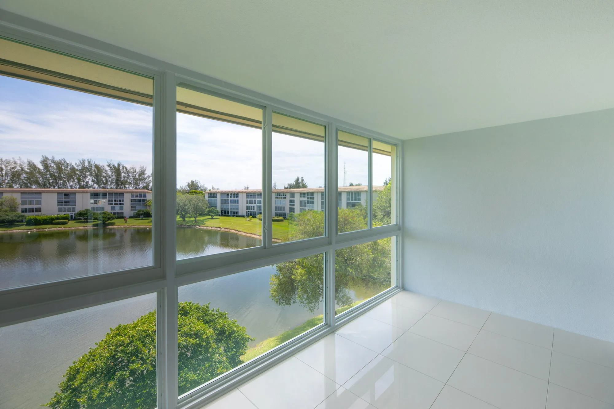 Property Slideshow image 1 of 44 | 1902 bermuda cir j4, Coconut Creek, FL, 33066