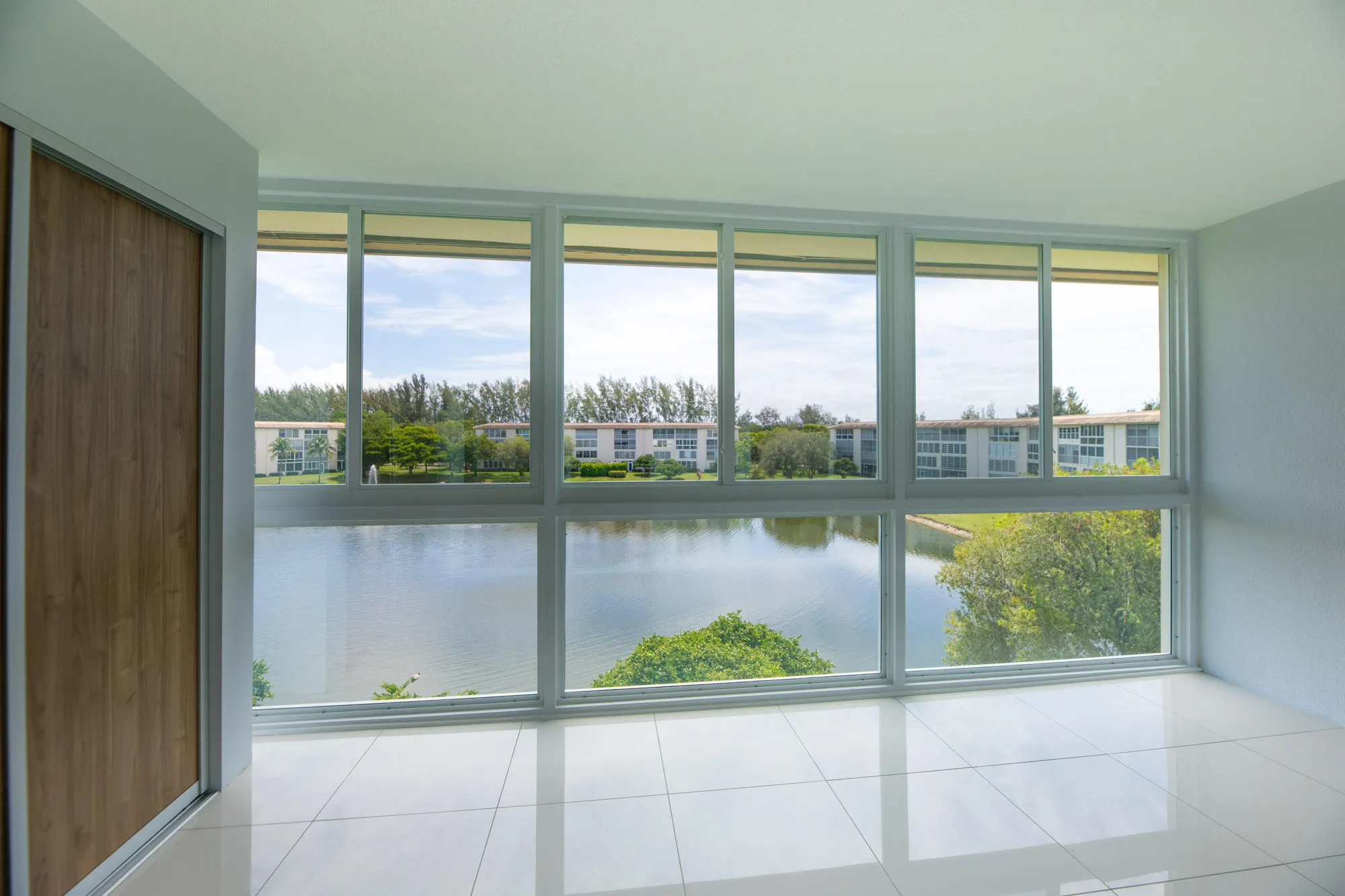 Property Slideshow image 2 of 44 | 1902 bermuda cir j4, Coconut Creek, FL, 33066