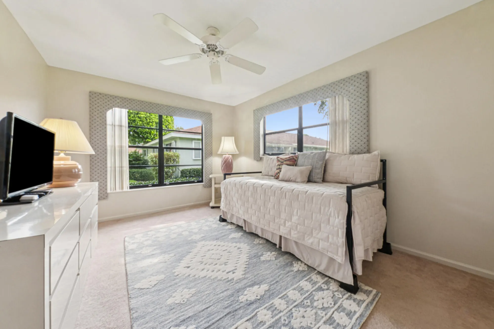 Property Slideshow image 12 of 17 | 9750 tabebuia tree dr a, Boynton Beach, FL, 33436