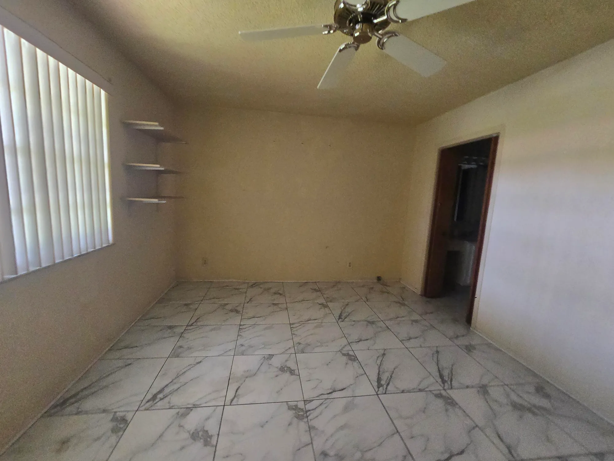 Property Slideshow image 13 of 21 | 102 lake anne dr, West Palm Beach, FL, 33411