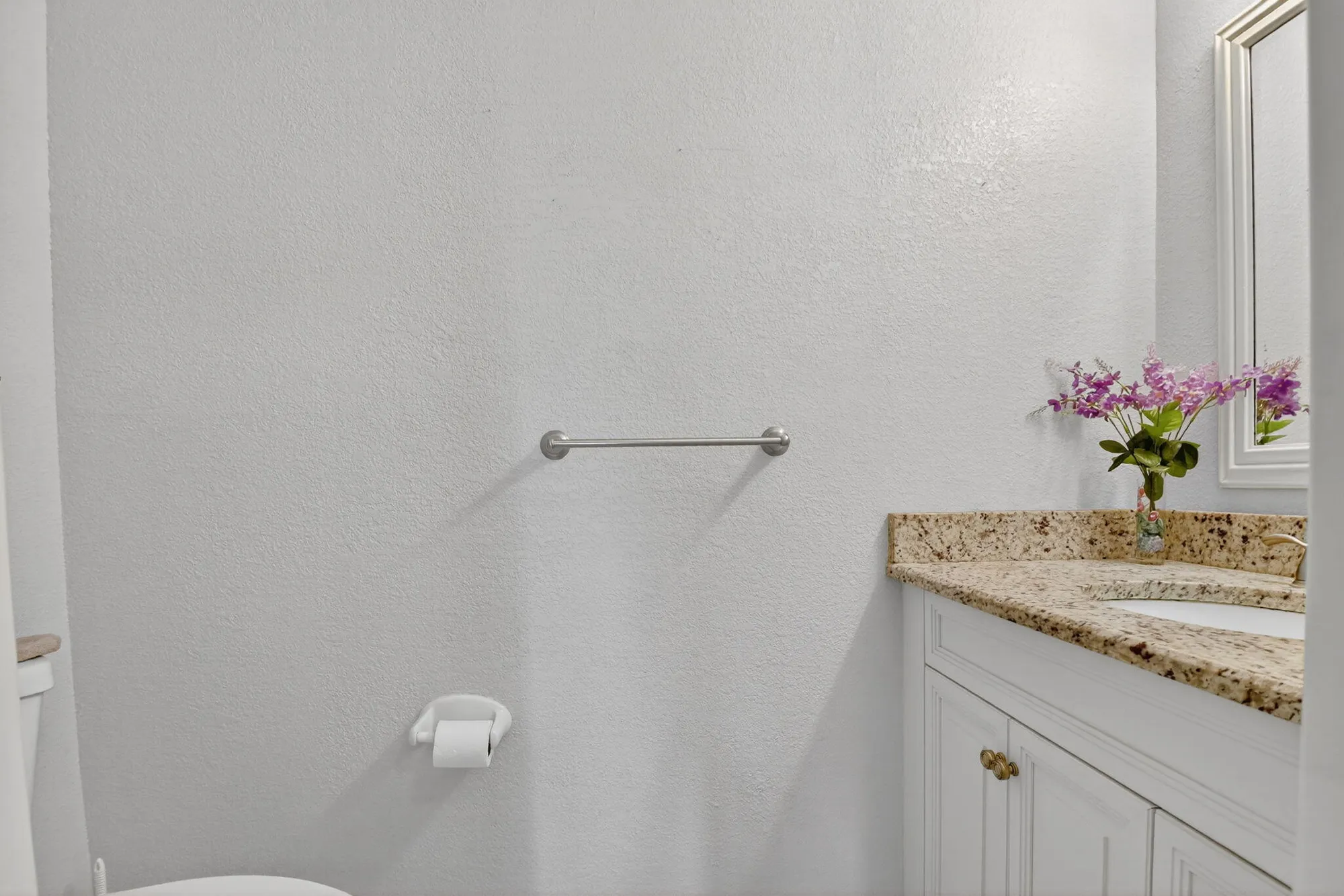 Property Slideshow image 24 of 53 | 676 laconia cr b, Lake Worth, FL, 33467