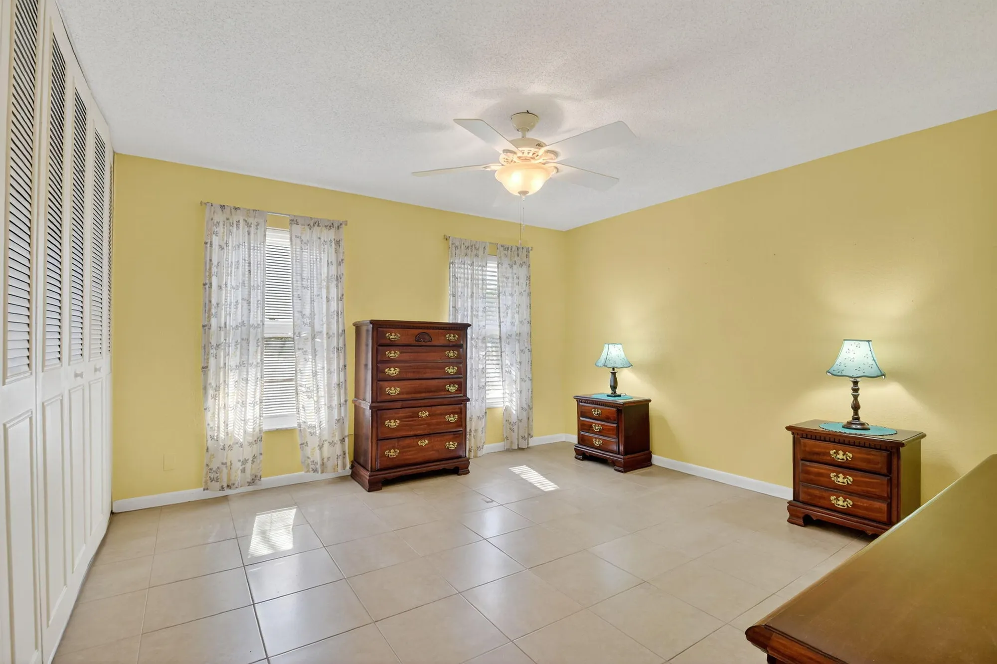 Property Slideshow image 27 of 53 | 676 laconia cr b, Lake Worth, FL, 33467